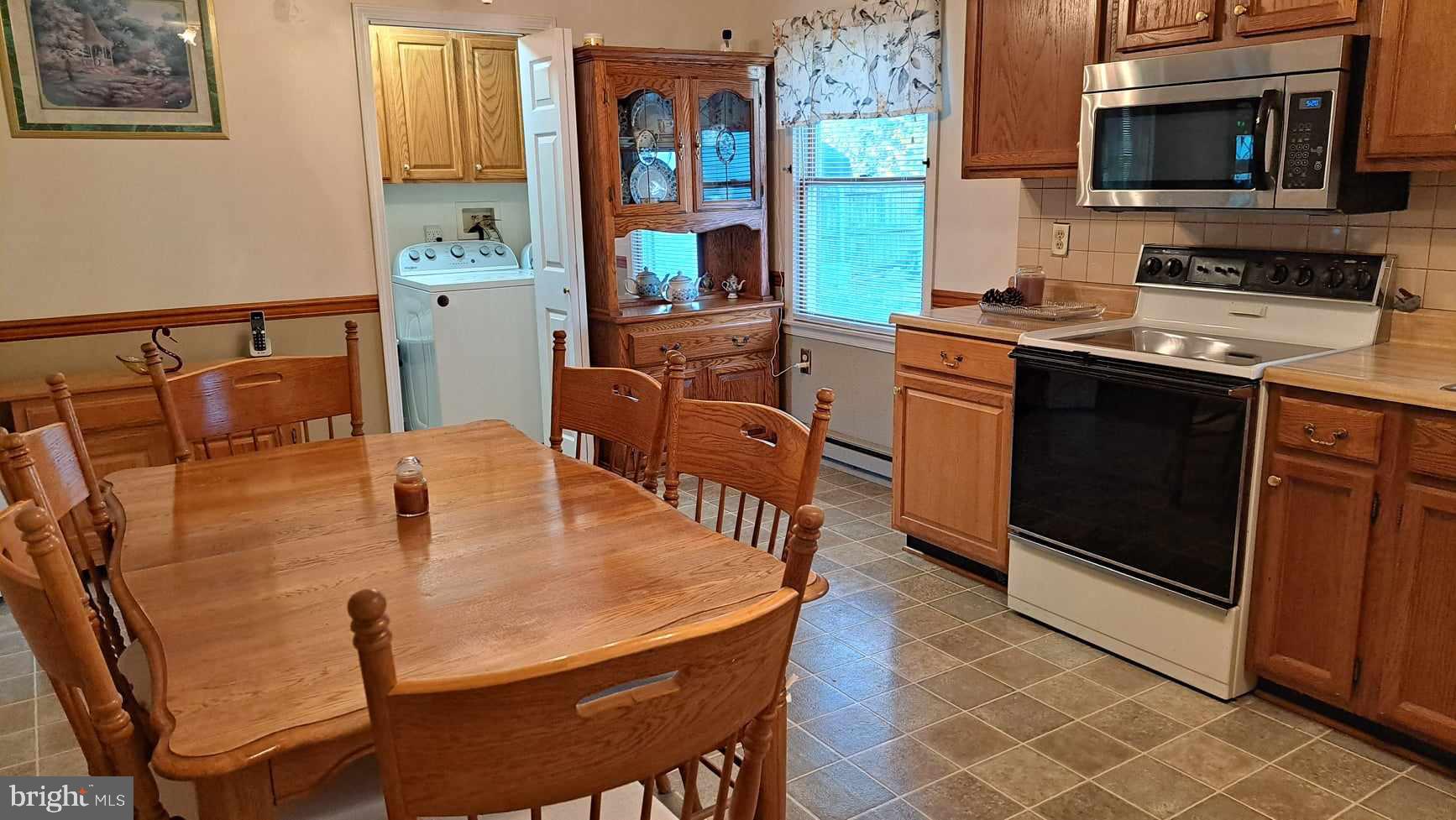 PATRICK HENRY ESTATES - Residential