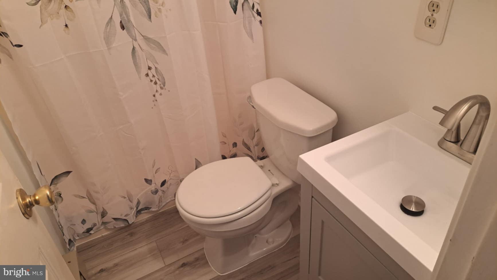 PATRICK HENRY ESTATES - Residential