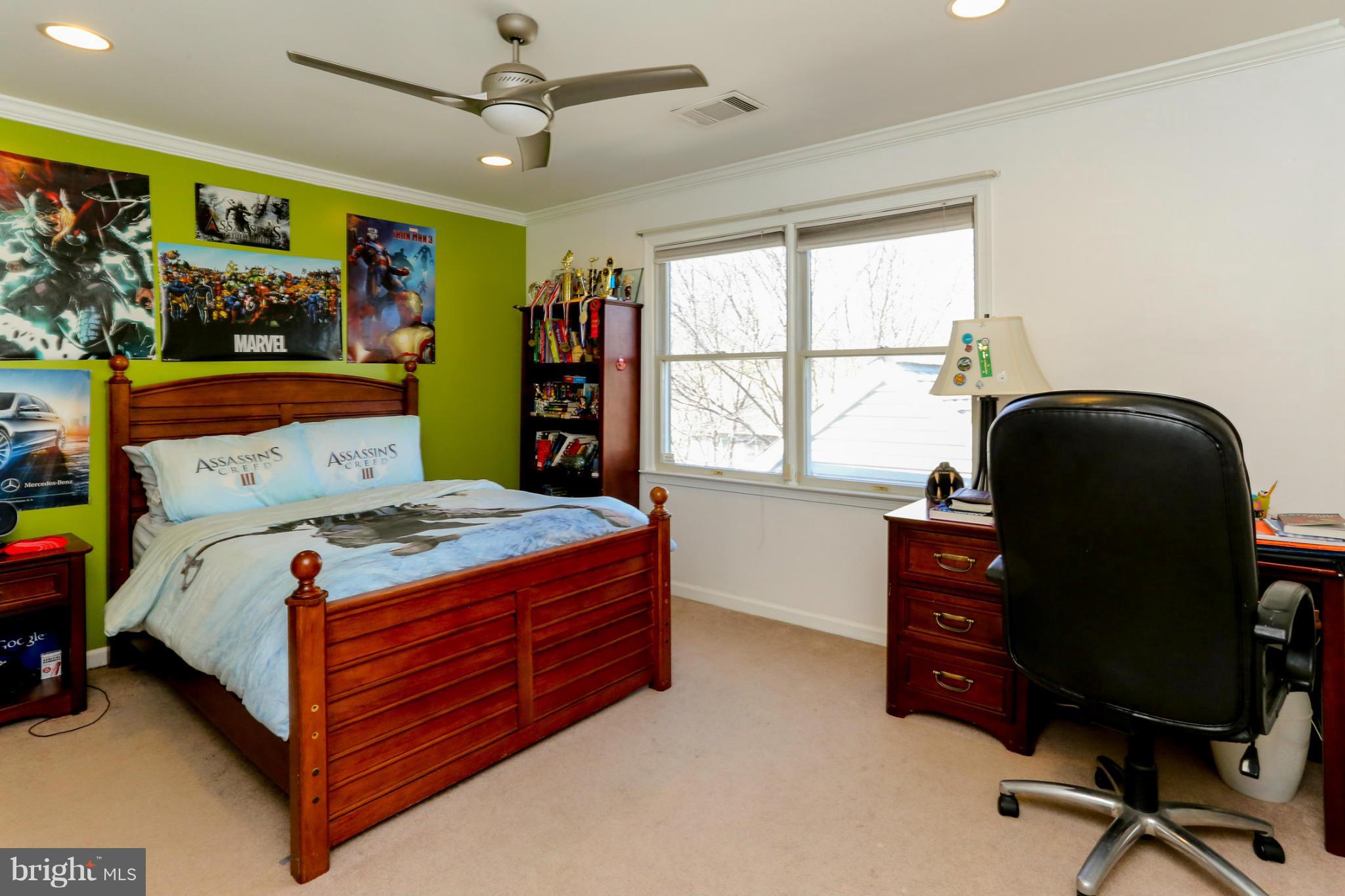 RIDGEGATE WOODS - Residential