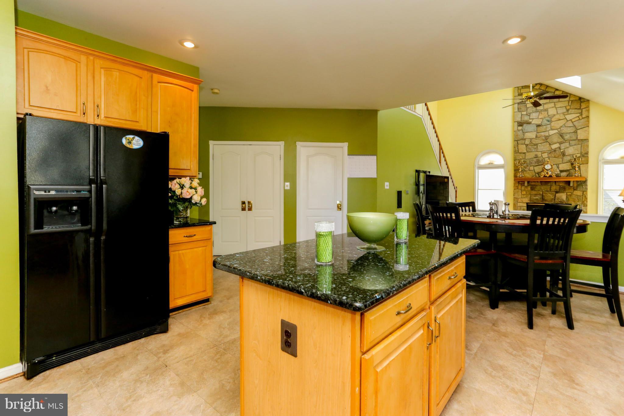 RIDGEGATE WOODS - Residential