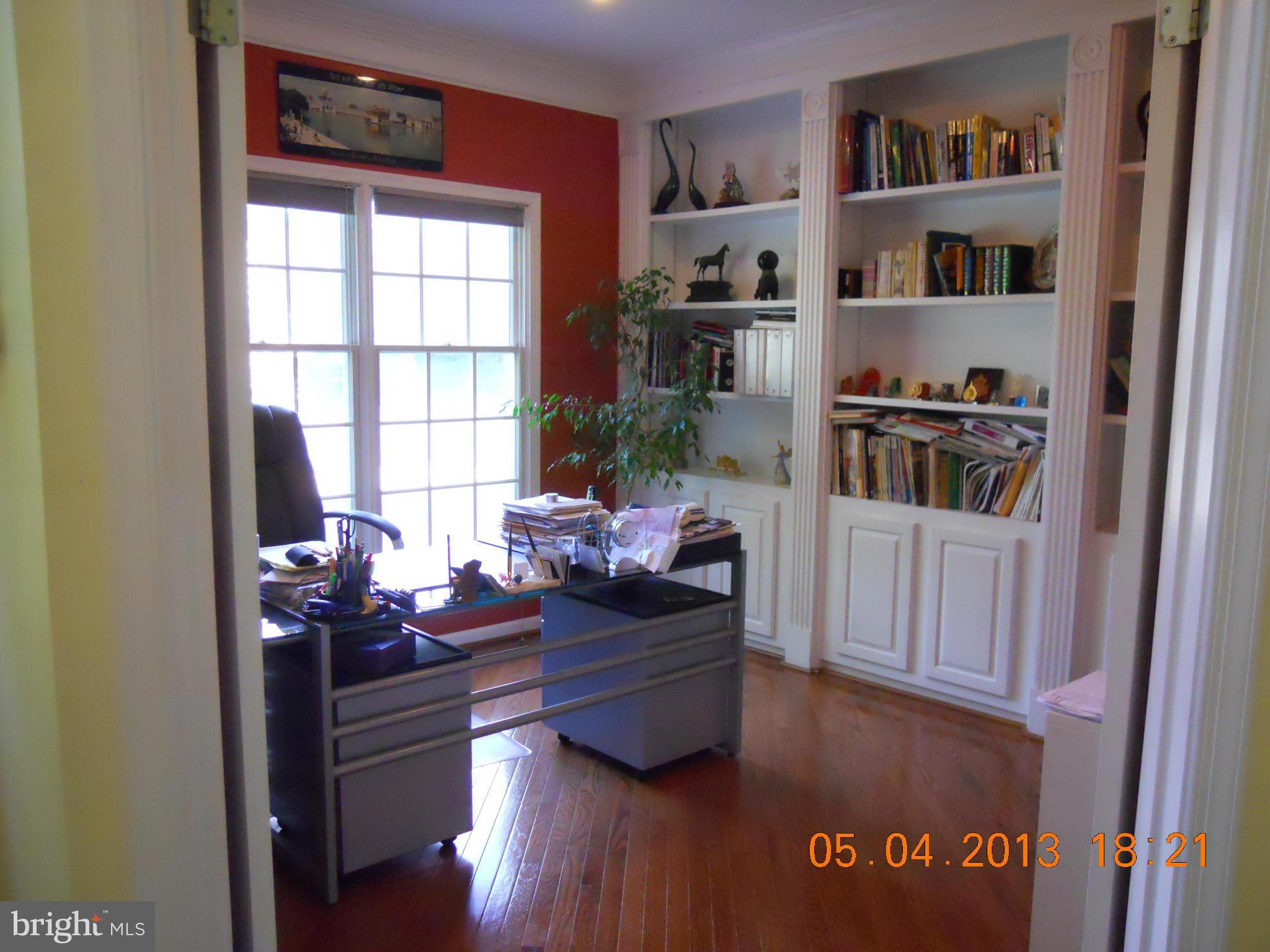 RIDGEGATE WOODS - Residential