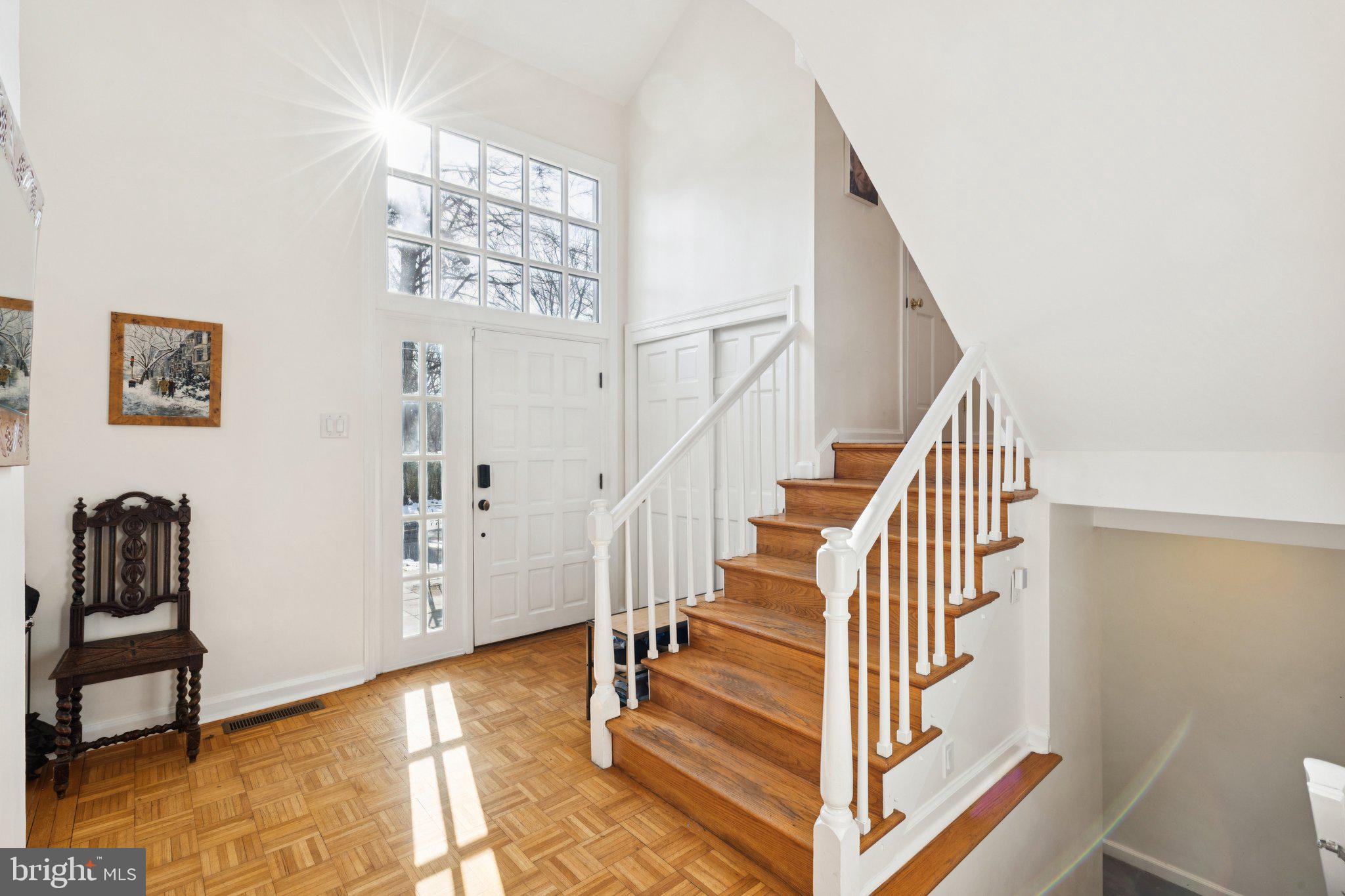 CHESTNUT HILL - Residential