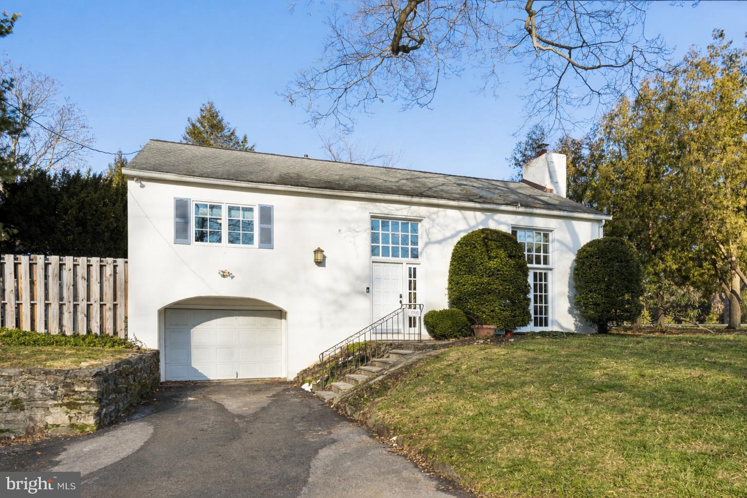 7713 CHEROKEE STREET