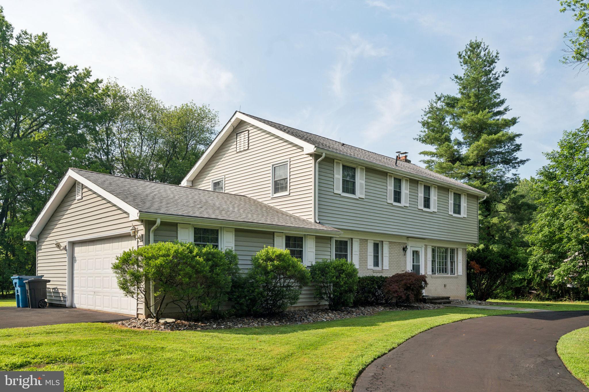 916 DAVIS ROAD