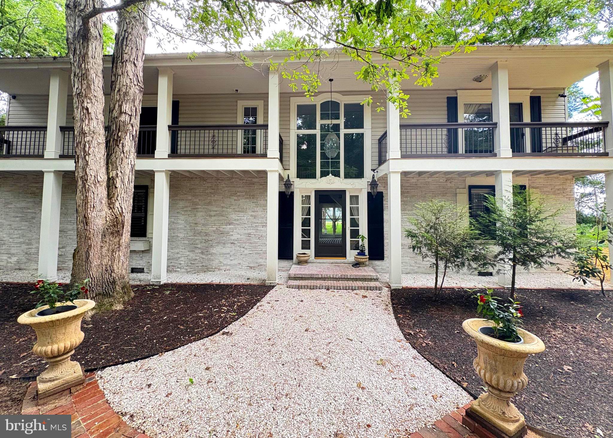 2669 OCEAN GATEWAY
