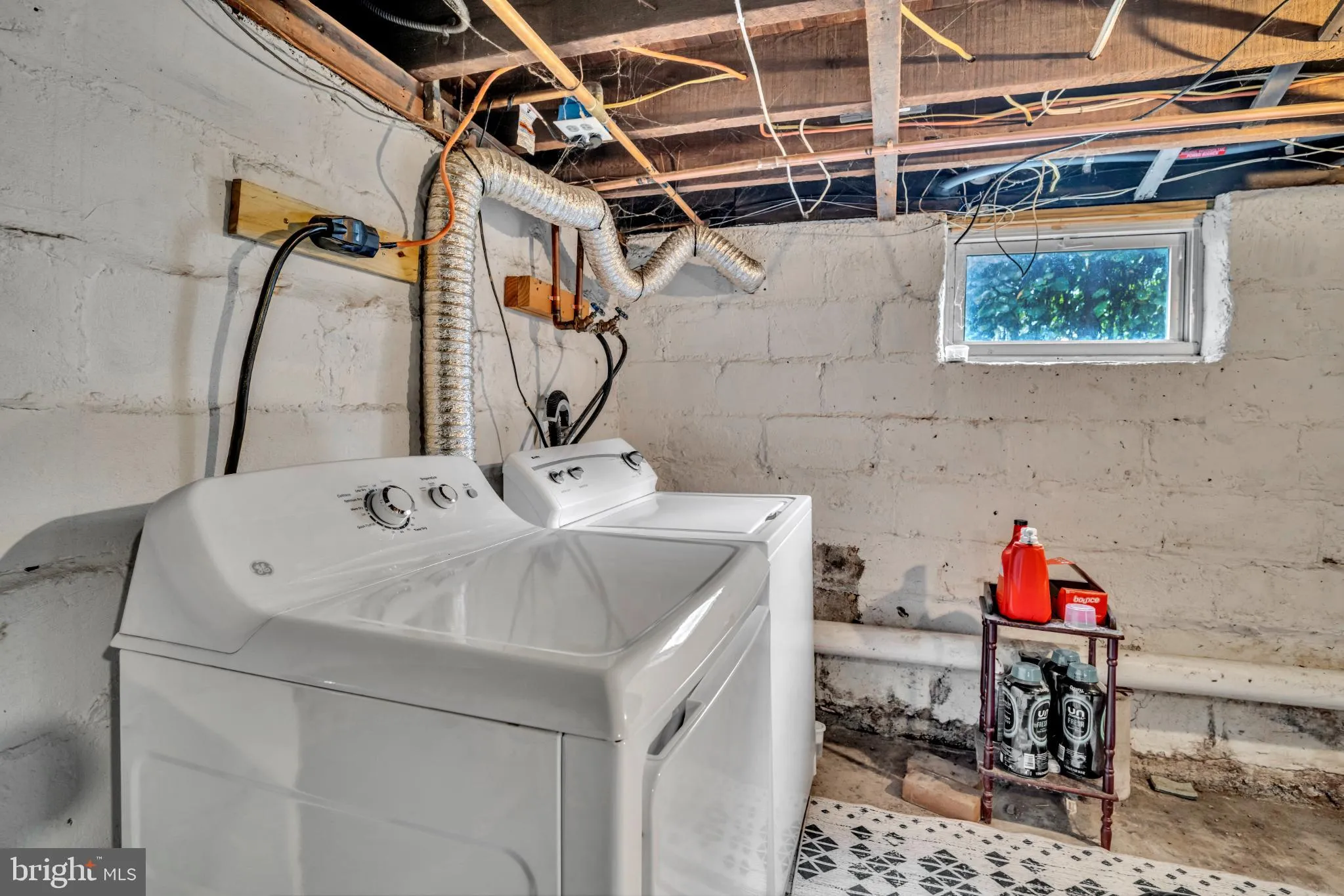 Lawrence Twp, New Jersey 08648, United States, 3 Bedrooms Bedrooms, ,2 BathroomsBathrooms,Residential,Active,236225