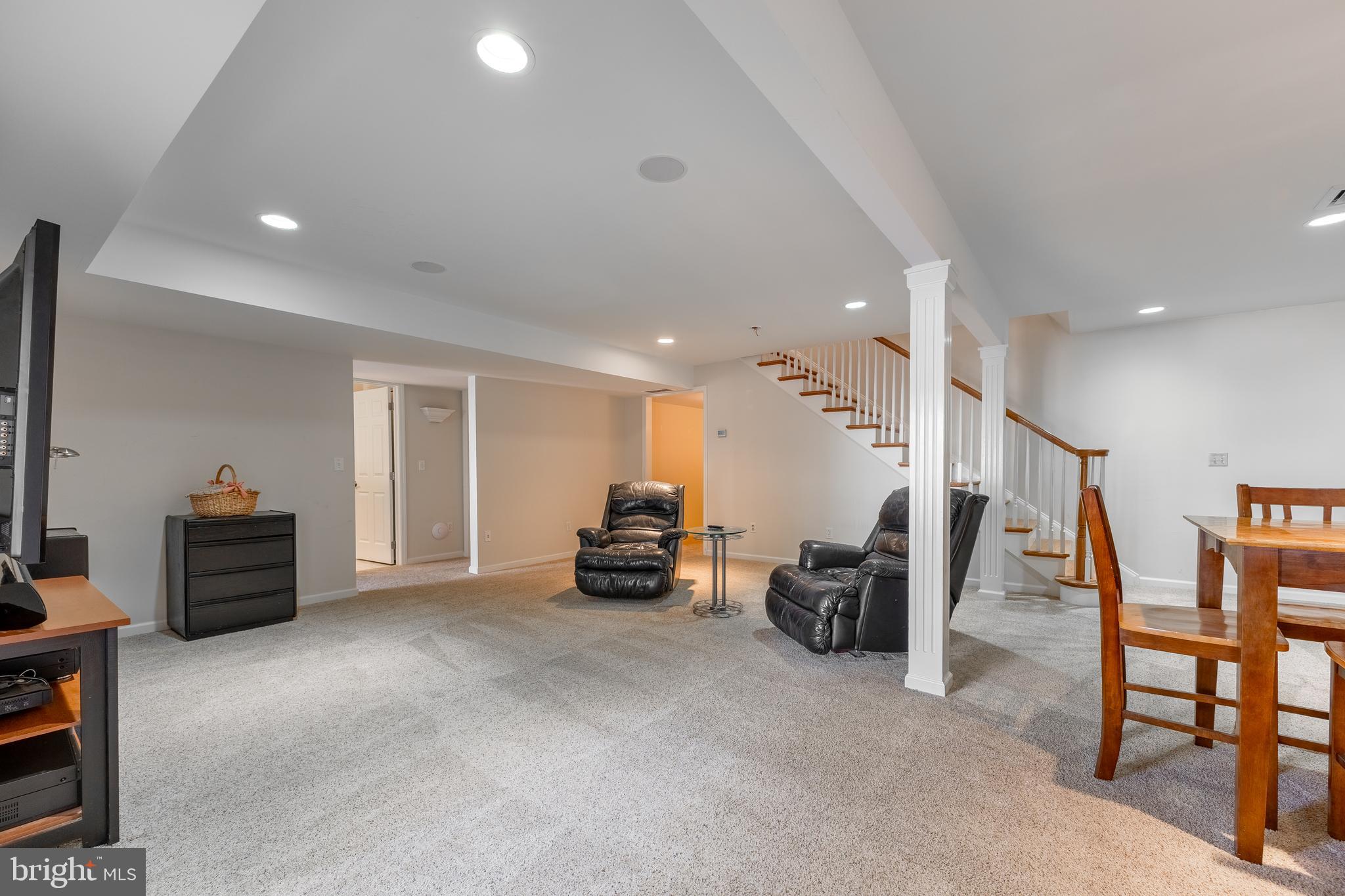 RIDGEFIELD TERRACE - Residential