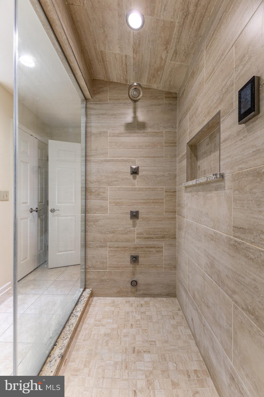 RIDGEFIELD TERRACE - Residential