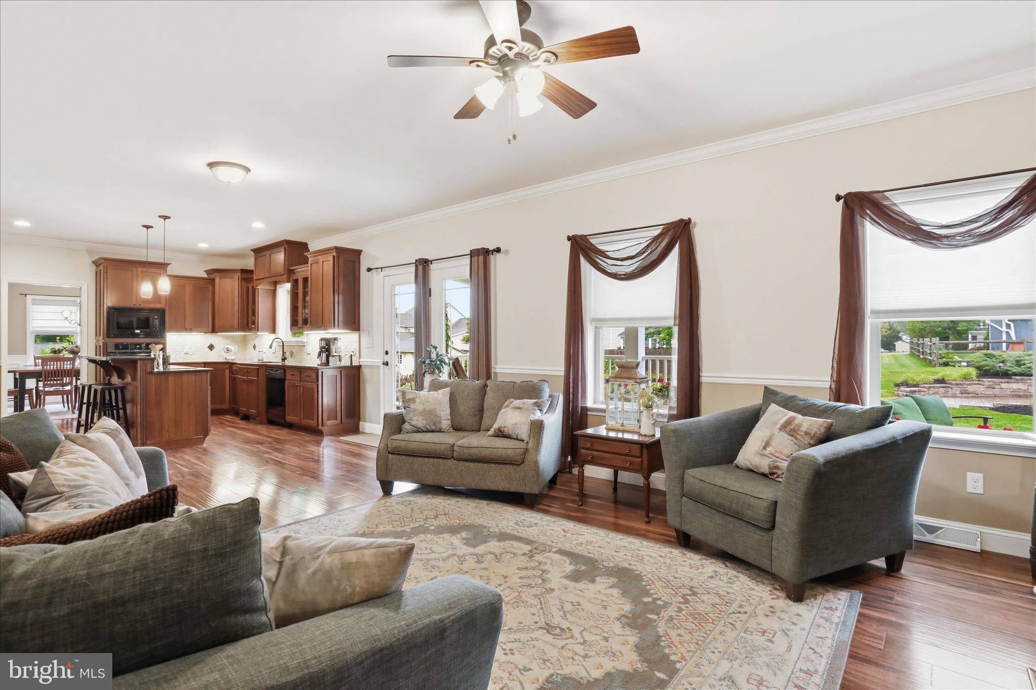 RIDGEWOOD STATION - Residential