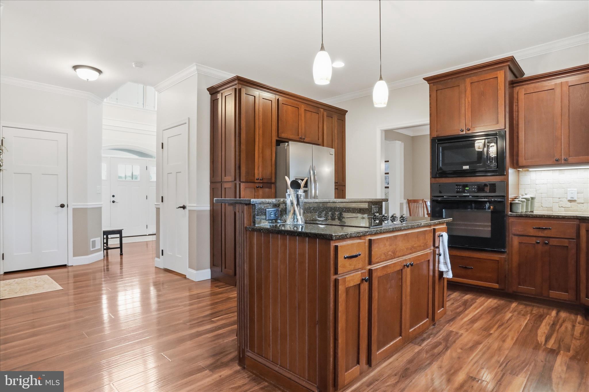 RIDGEWOOD STATION - Residential
