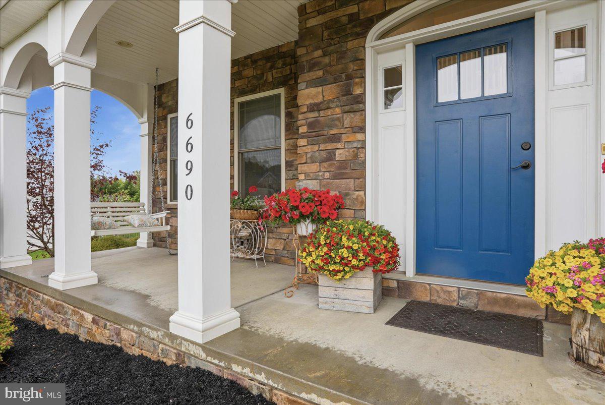 RIDGEWOOD STATION - Residential
