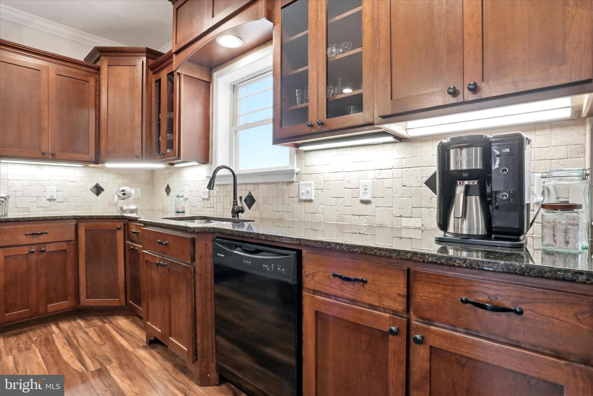 RIDGEWOOD STATION - Residential