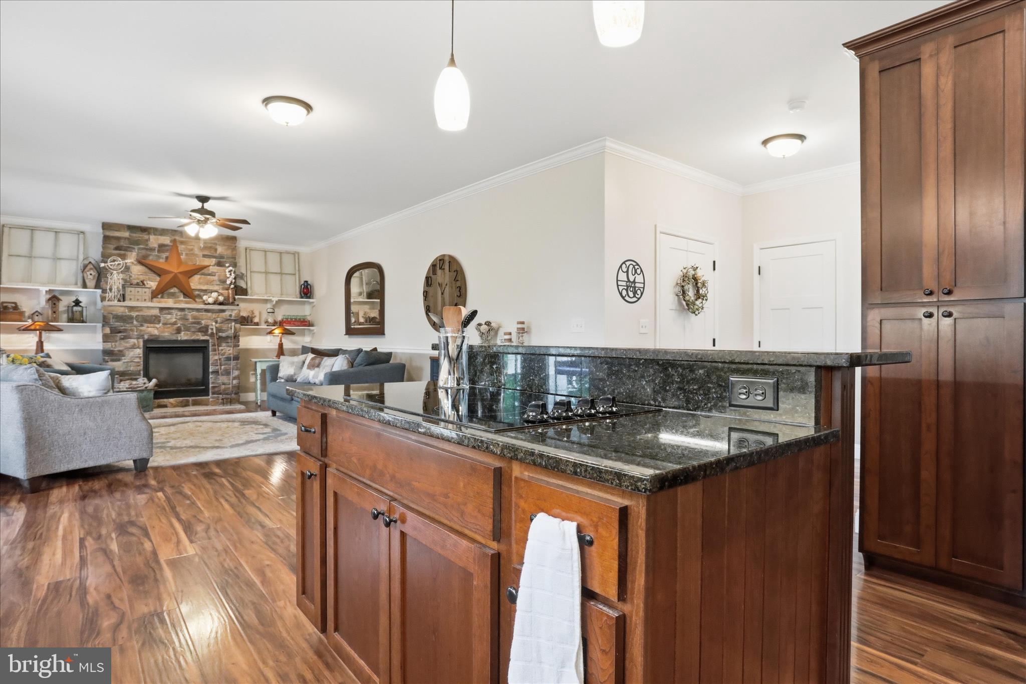 RIDGEWOOD STATION - Residential