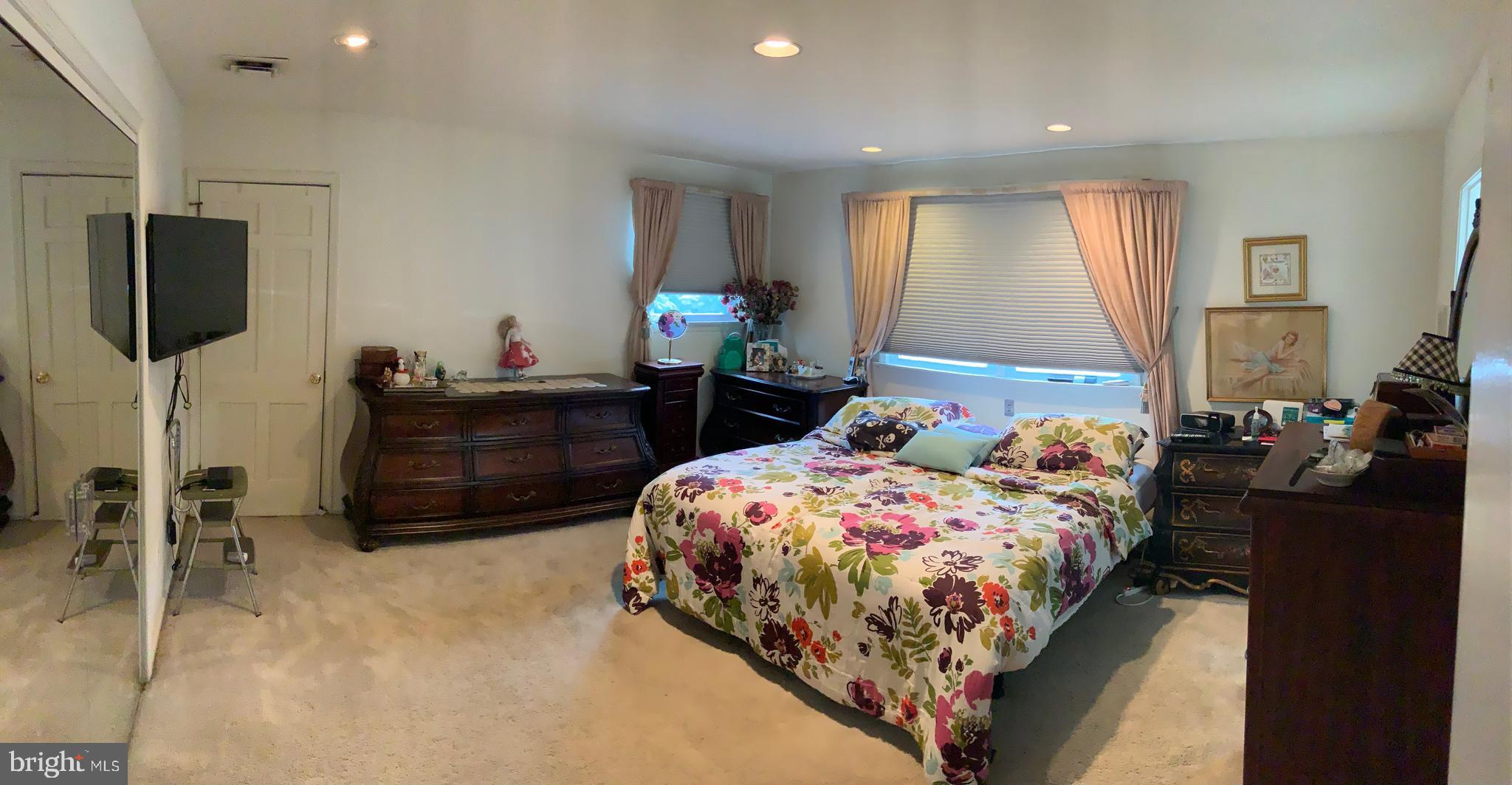 JUSTA FARMS - Residential