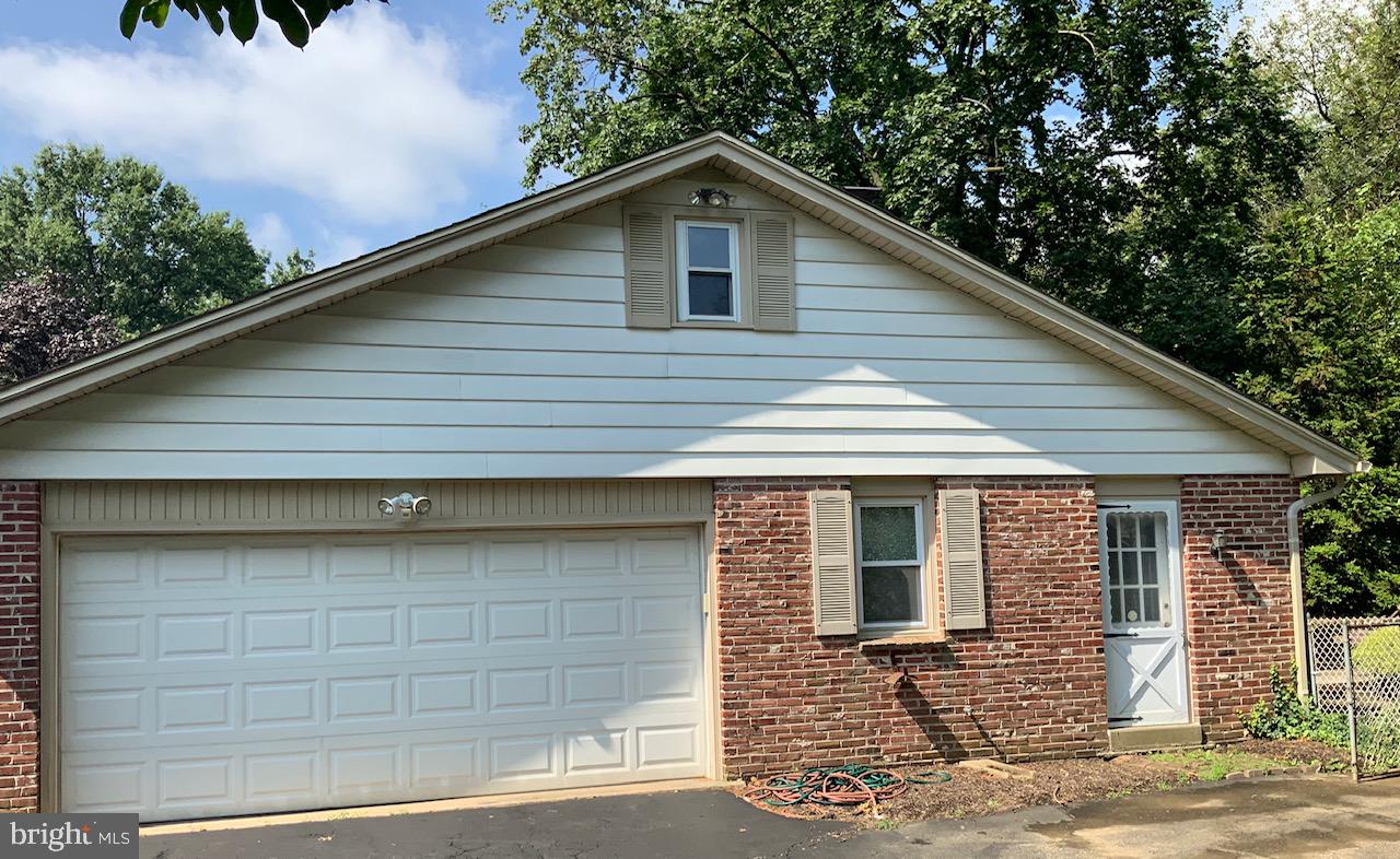 JUSTA FARMS - Residential