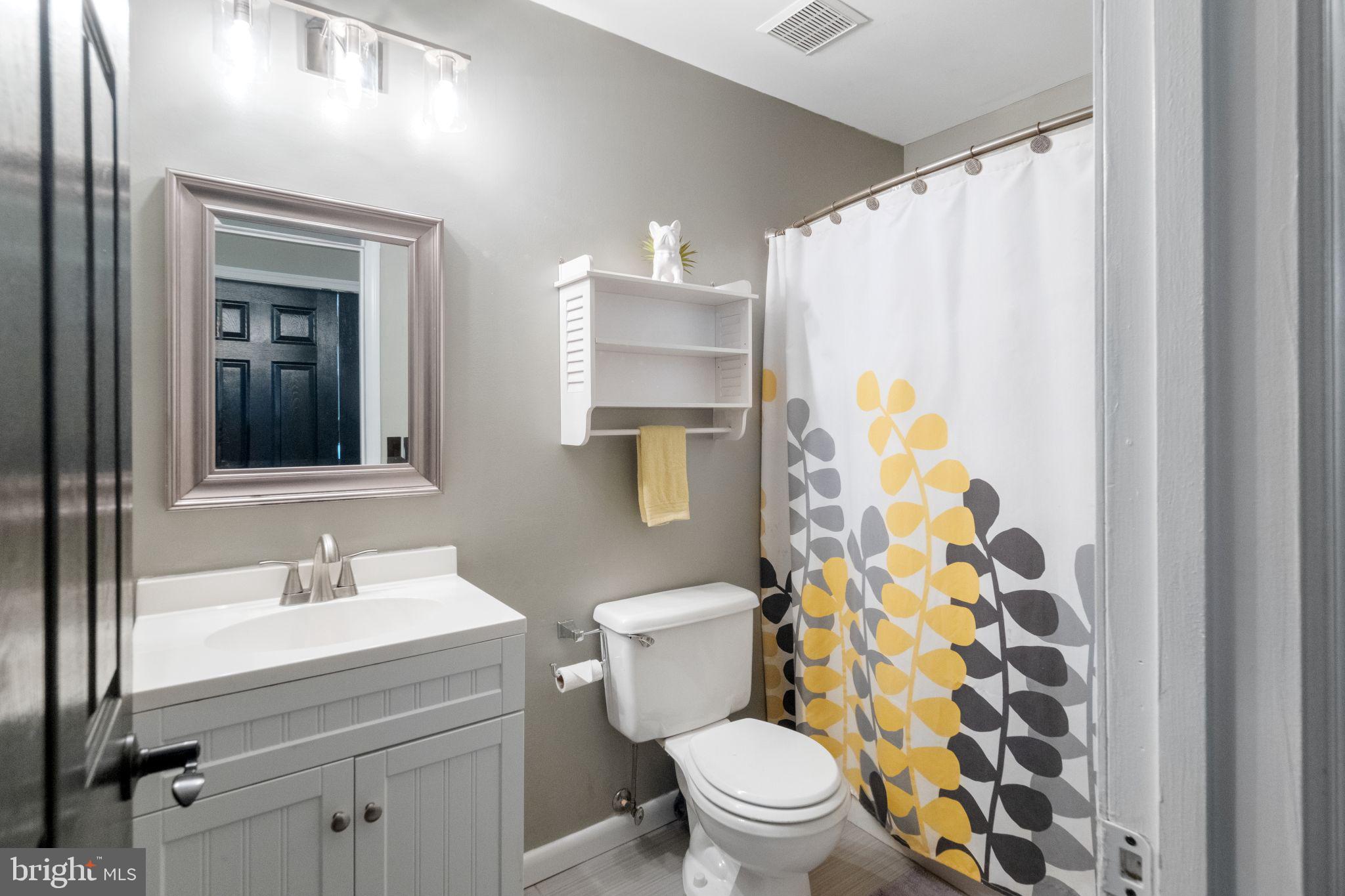 LAUREL RIDGE - Residential