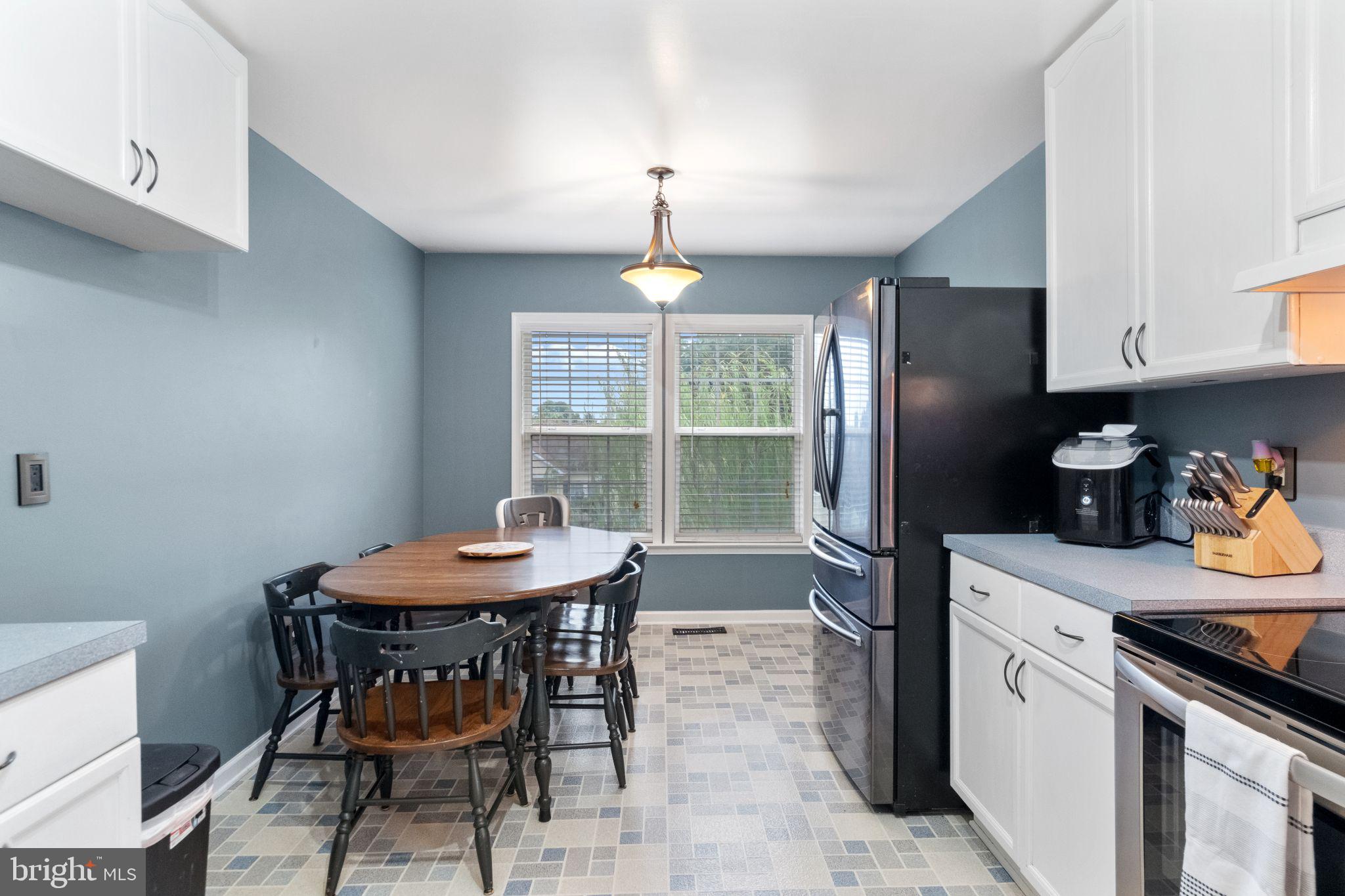 LAUREL RIDGE - Residential