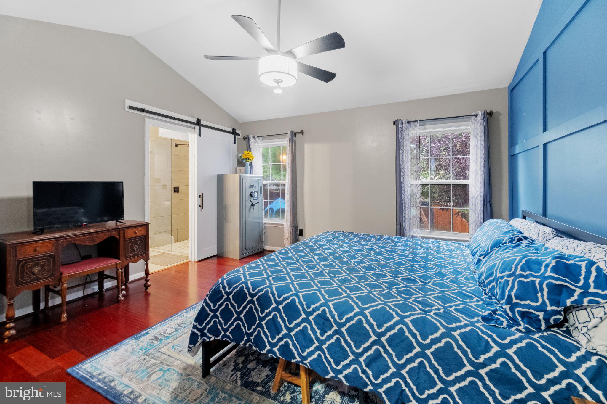 LAUREL RIDGE - Residential