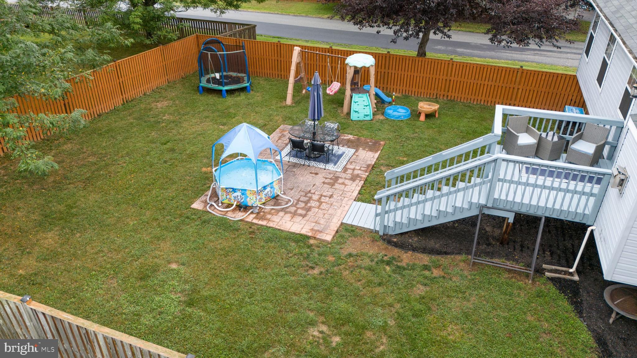 LAUREL RIDGE - Residential