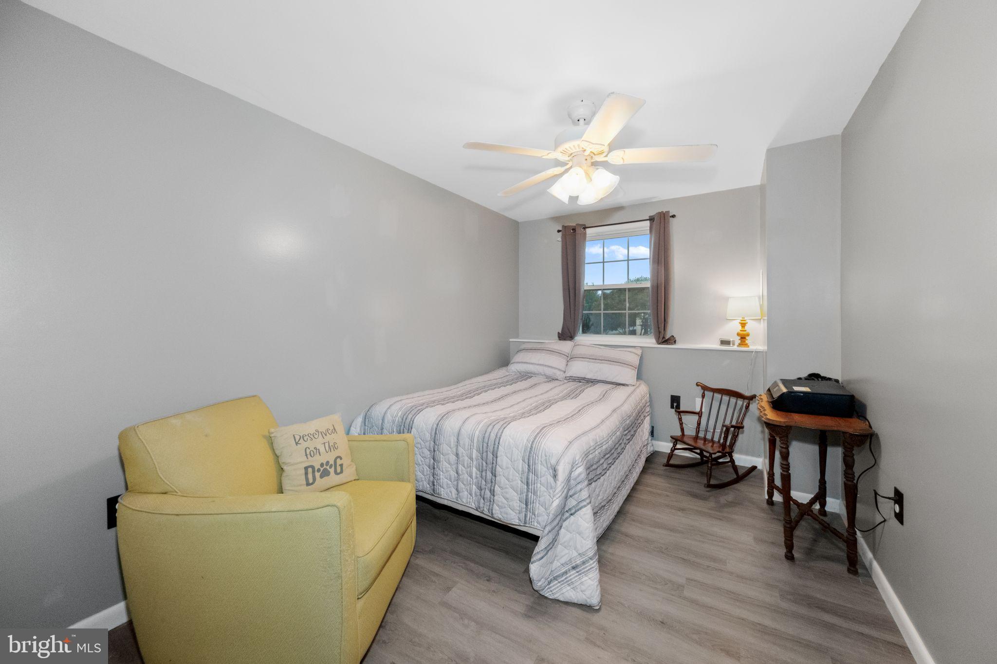 LAUREL RIDGE - Residential