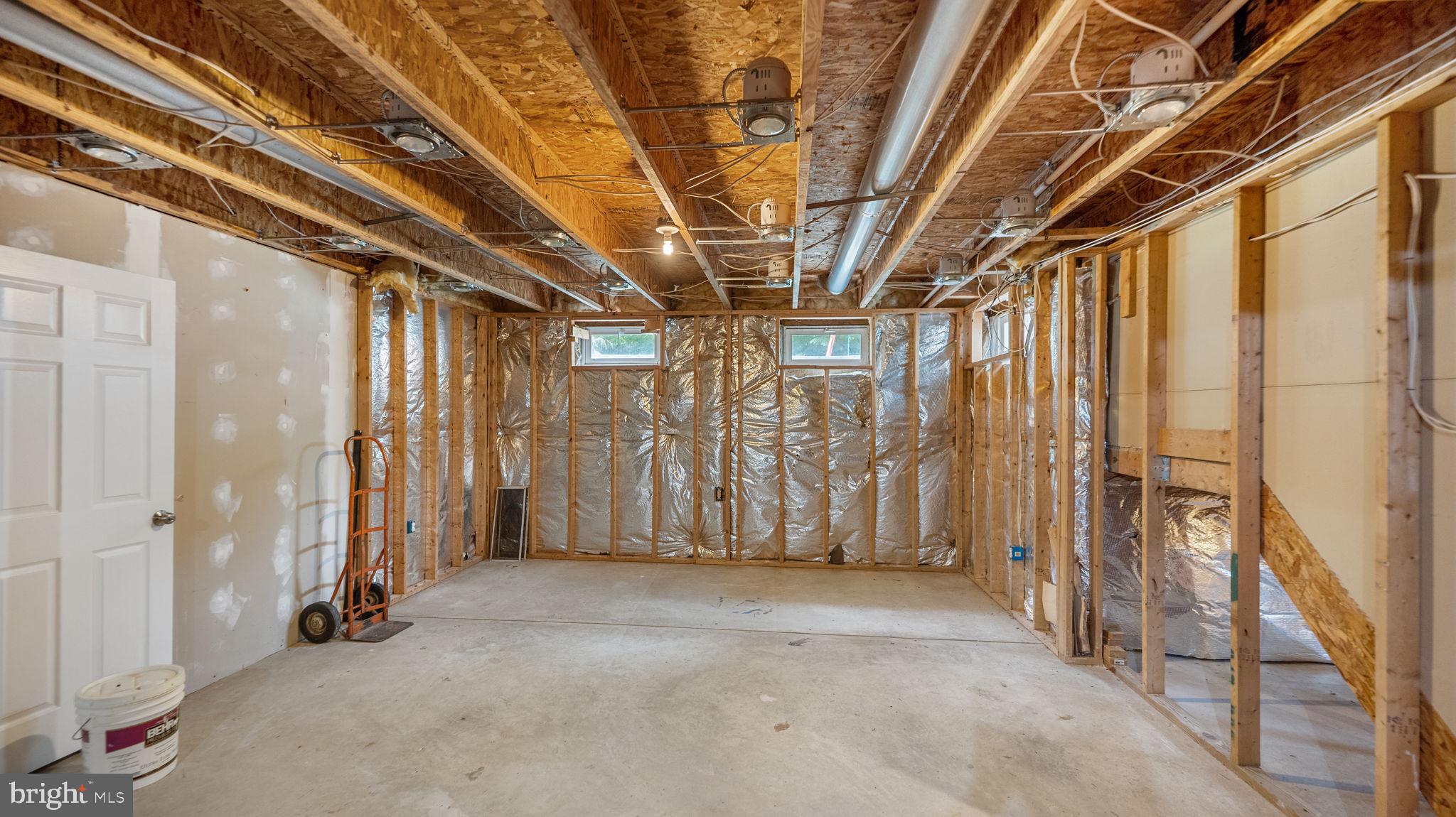 SENECA CROSSING - Residential