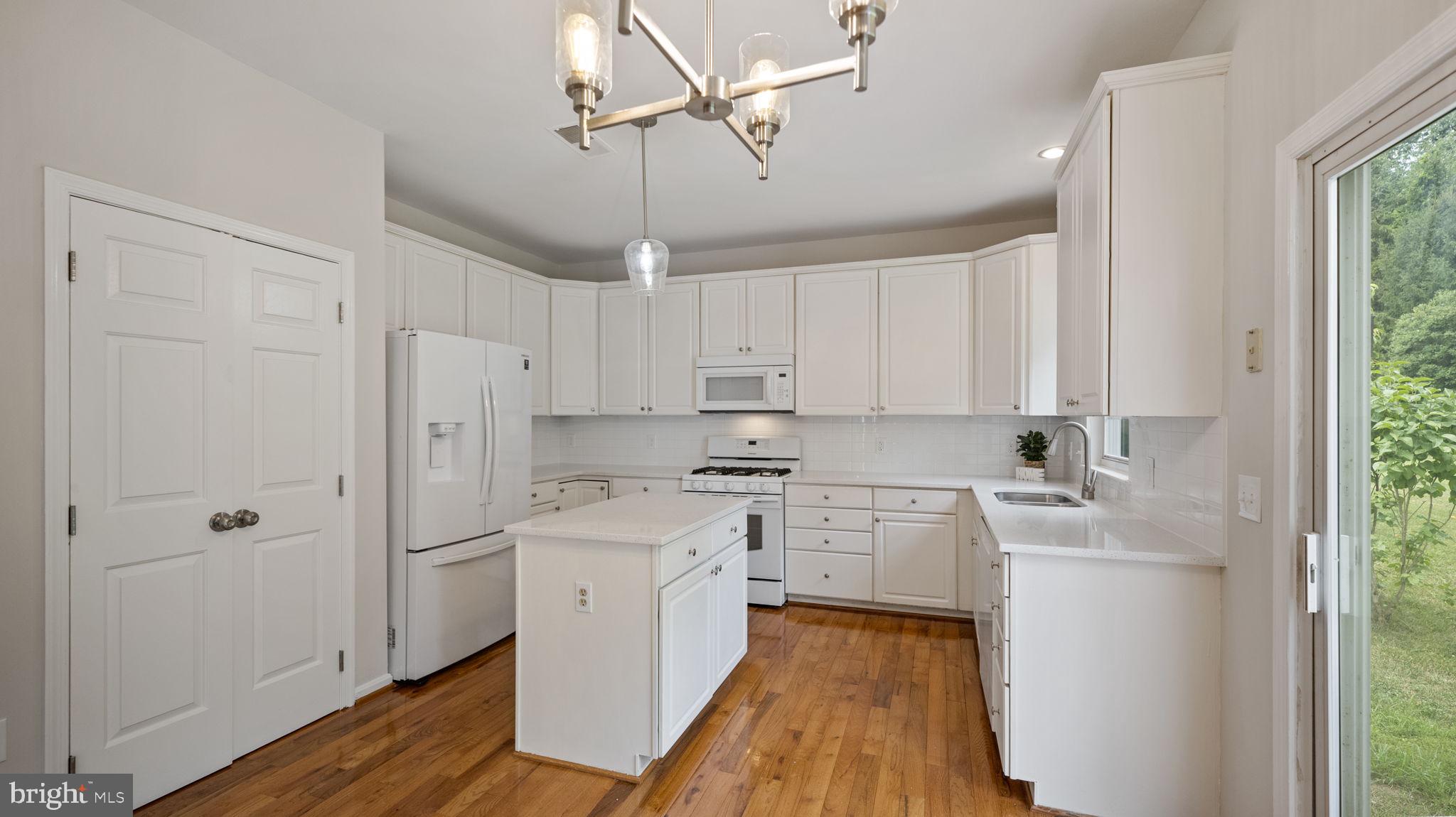 SENECA CROSSING - Residential