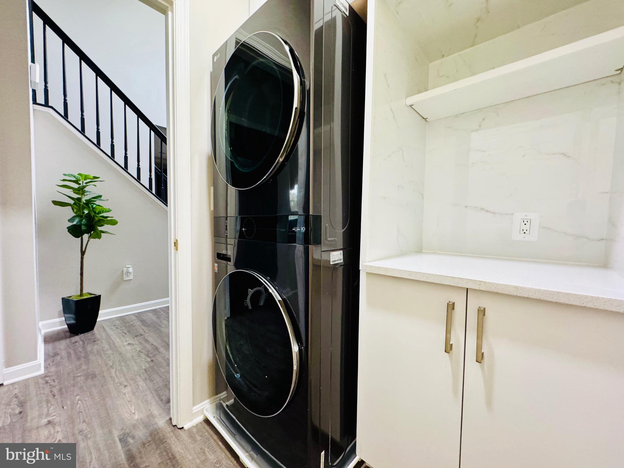 HAMPSTEAD LANDING - Residential