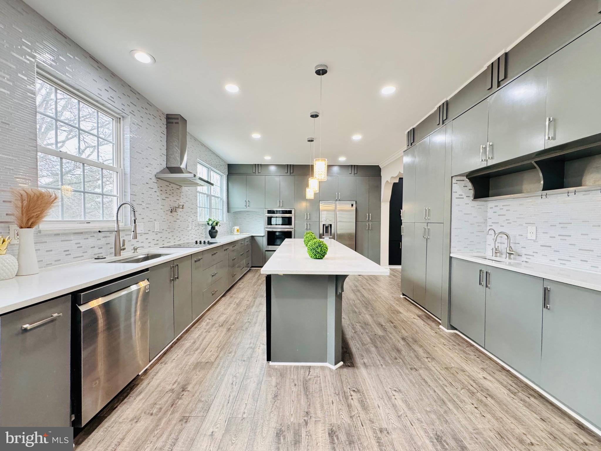 HAMPSTEAD LANDING - Residential