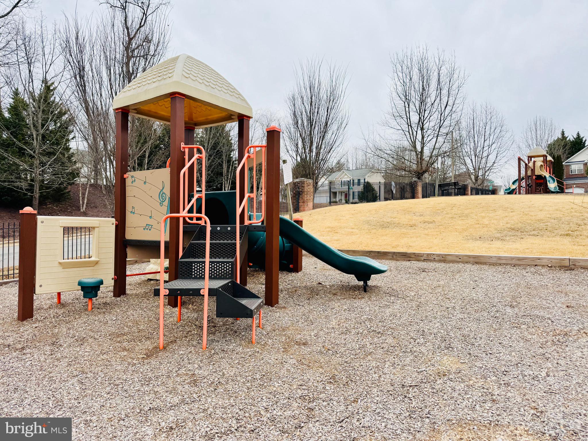 HAMPSTEAD LANDING - Residential