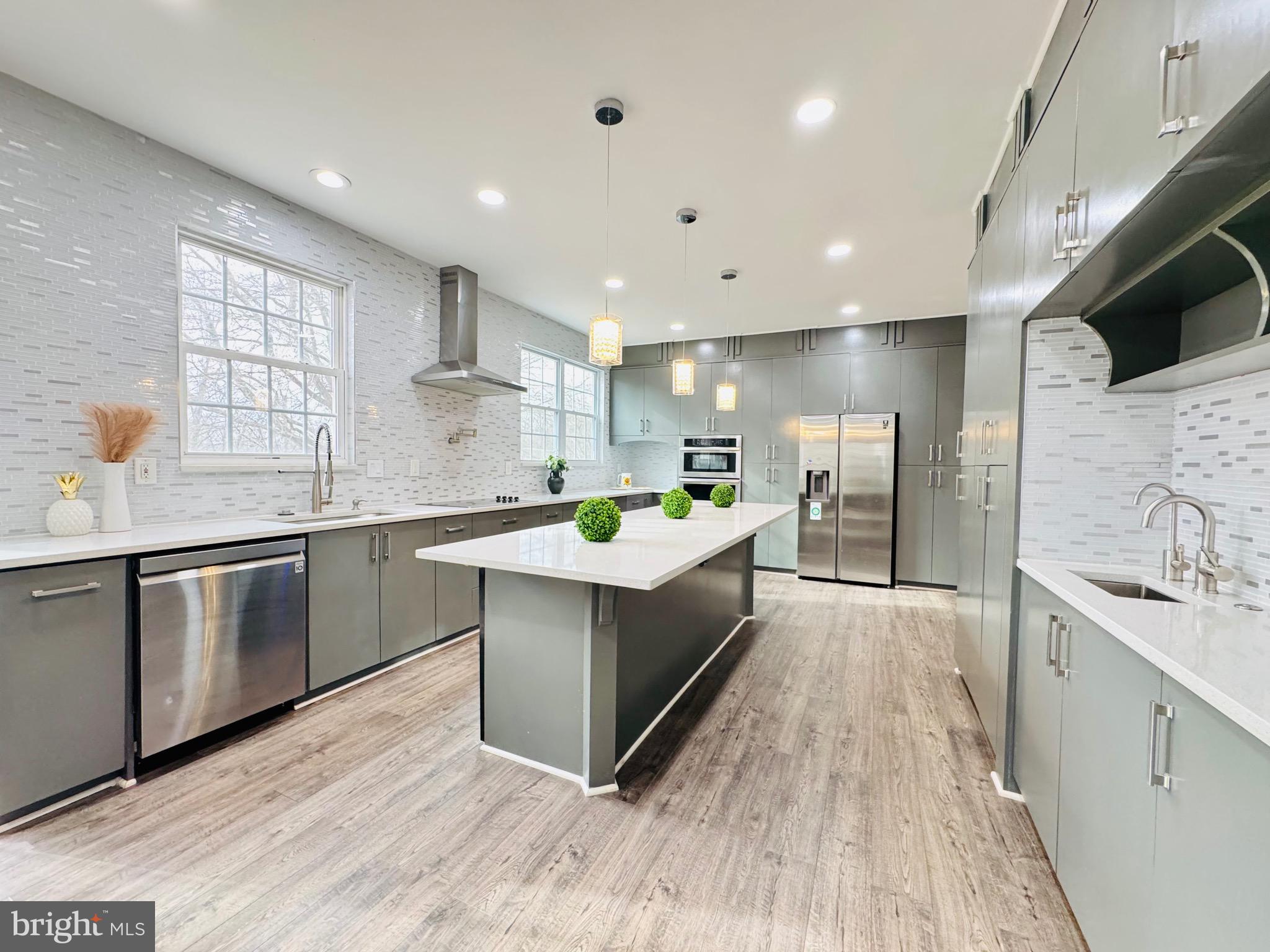 HAMPSTEAD LANDING - Residential