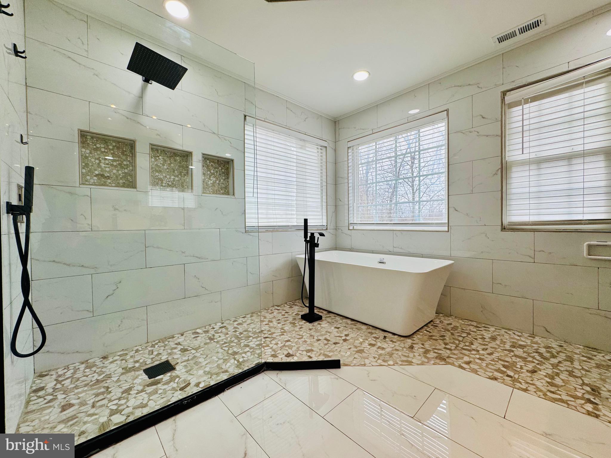 HAMPSTEAD LANDING - Residential