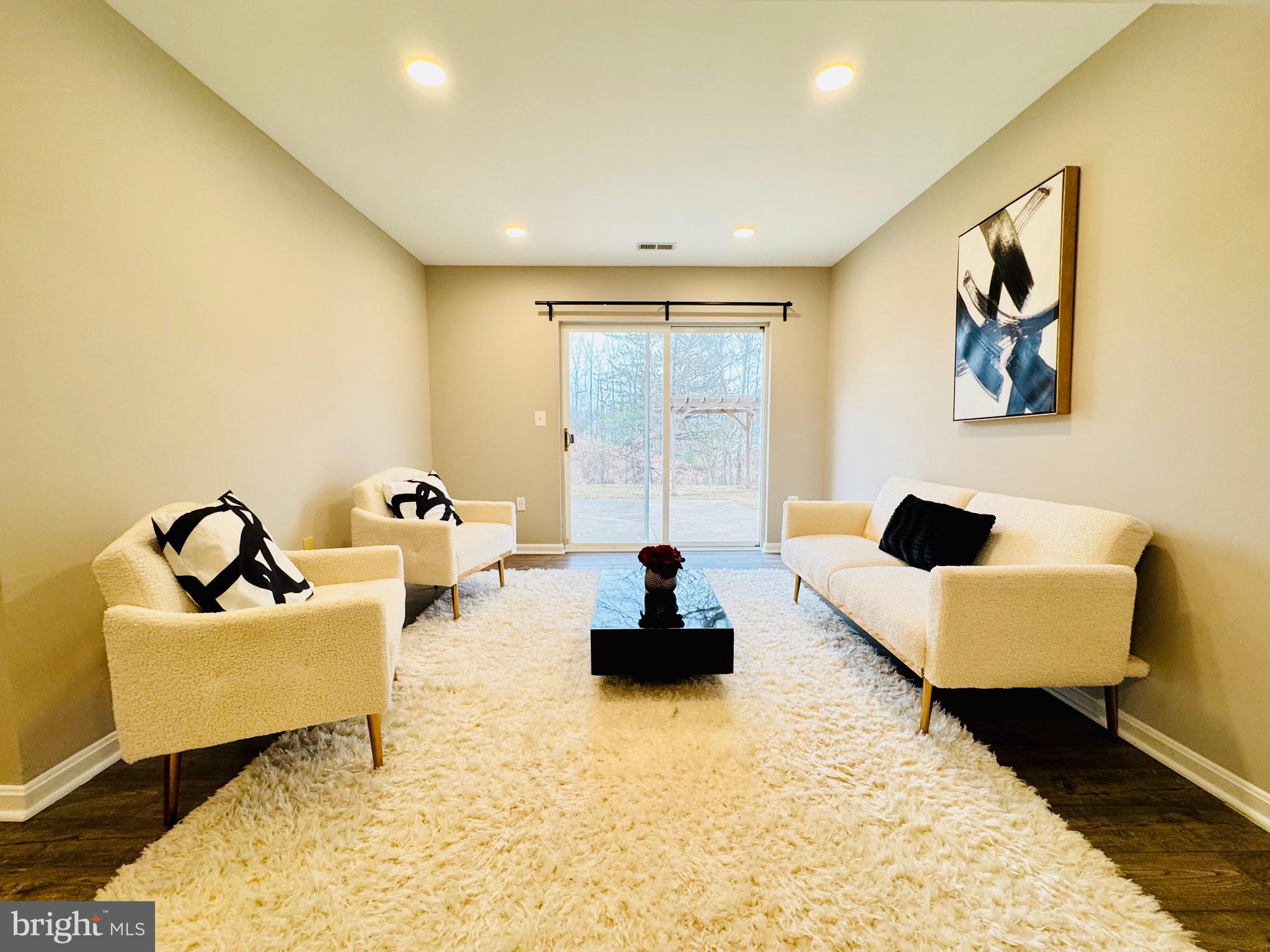 HAMPSTEAD LANDING - Residential