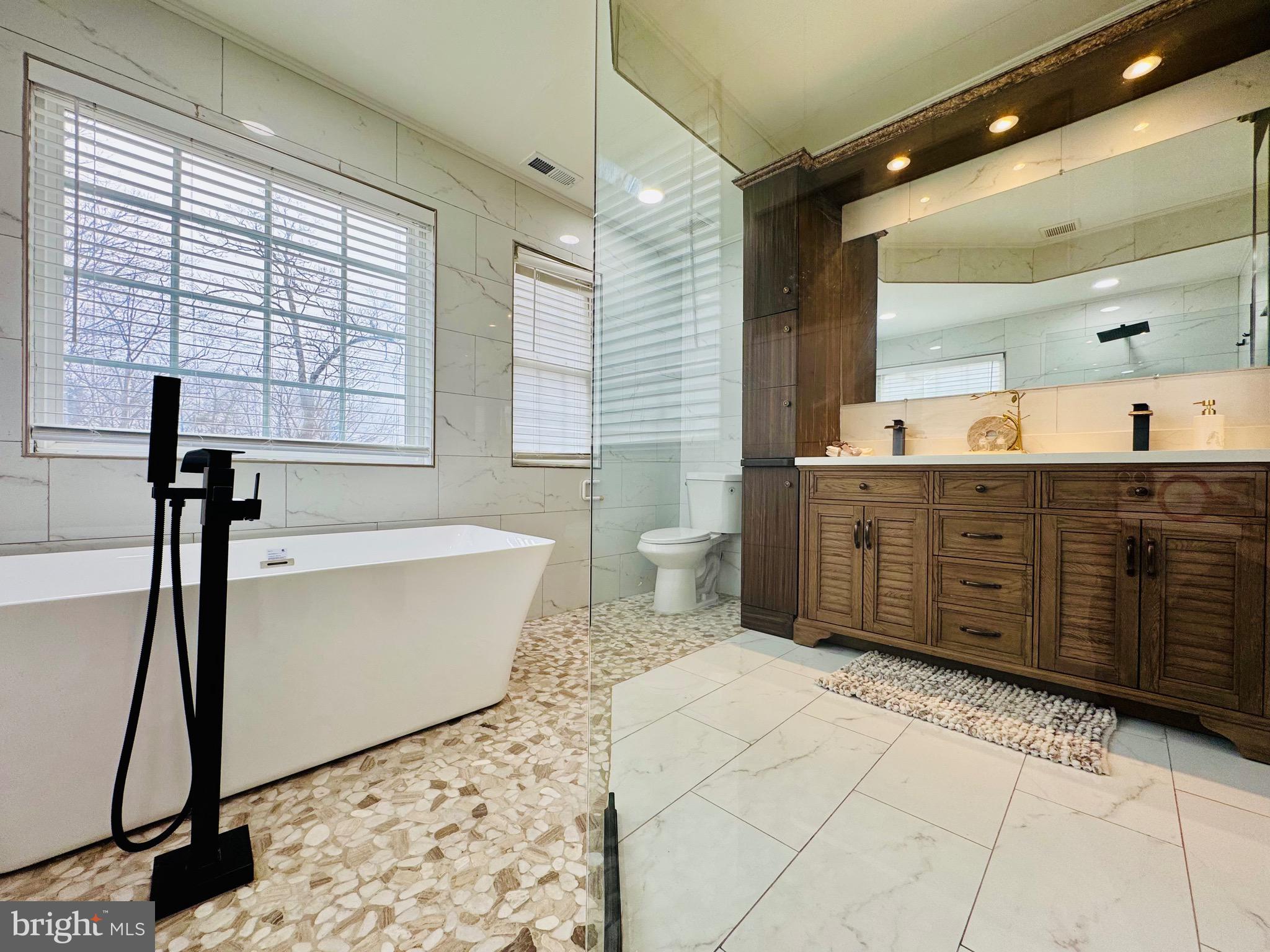 HAMPSTEAD LANDING - Residential