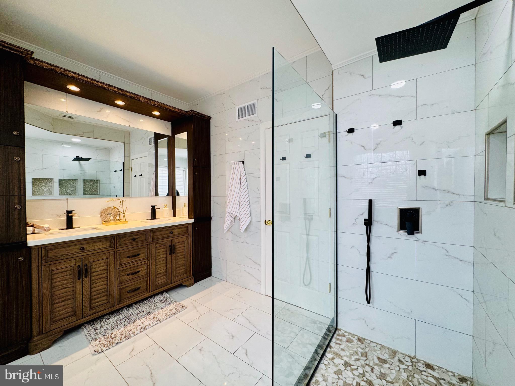 HAMPSTEAD LANDING - Residential