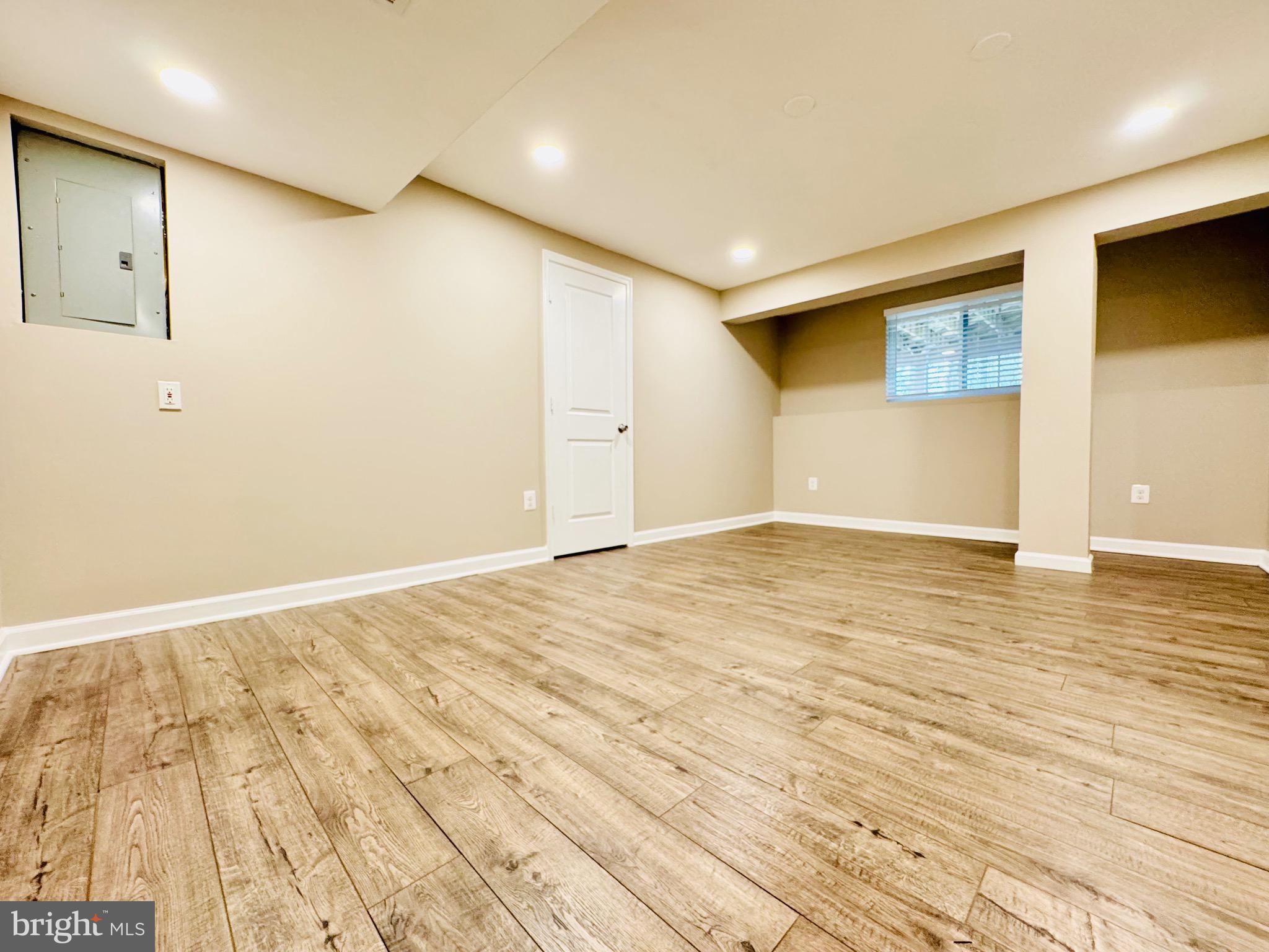 HAMPSTEAD LANDING - Residential