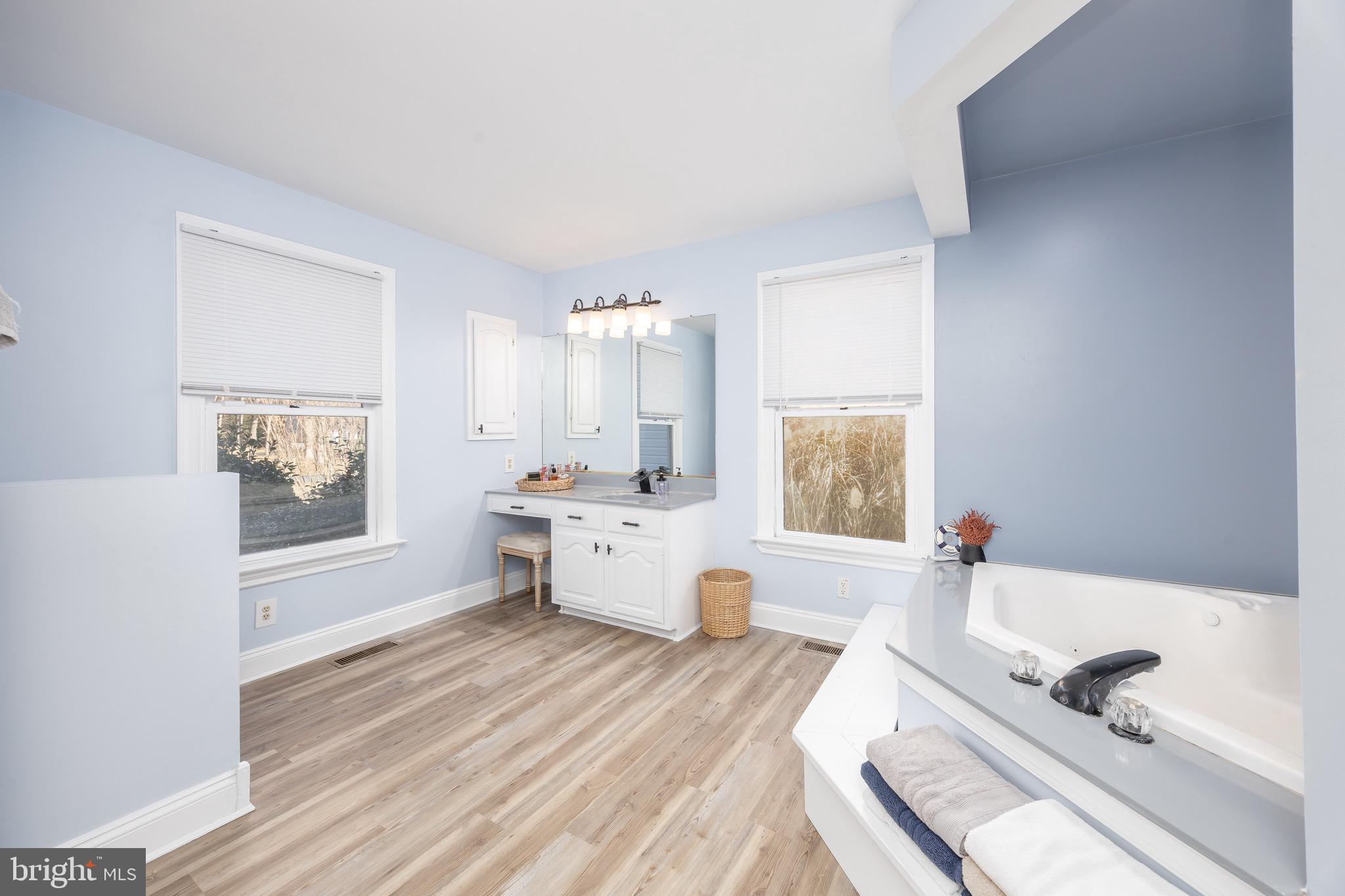 MISTY CREEK - Residential