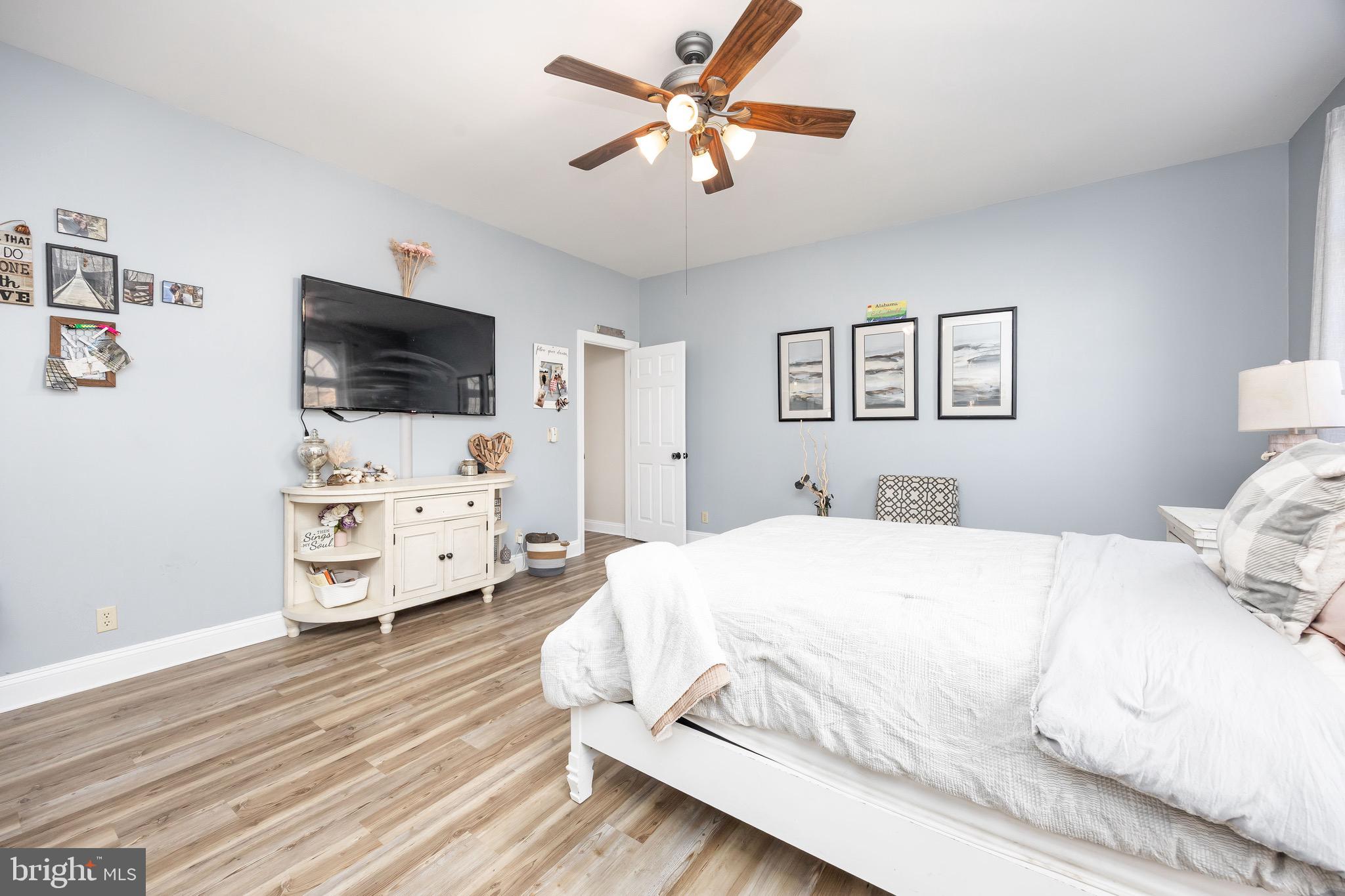 MISTY CREEK - Residential