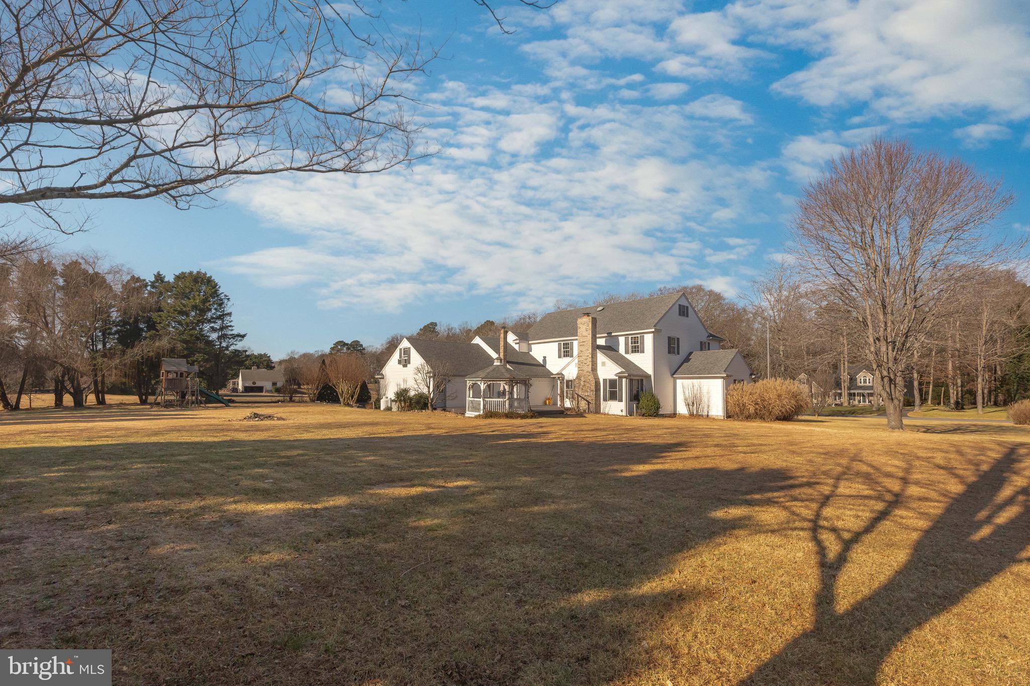 MISTY CREEK - Residential