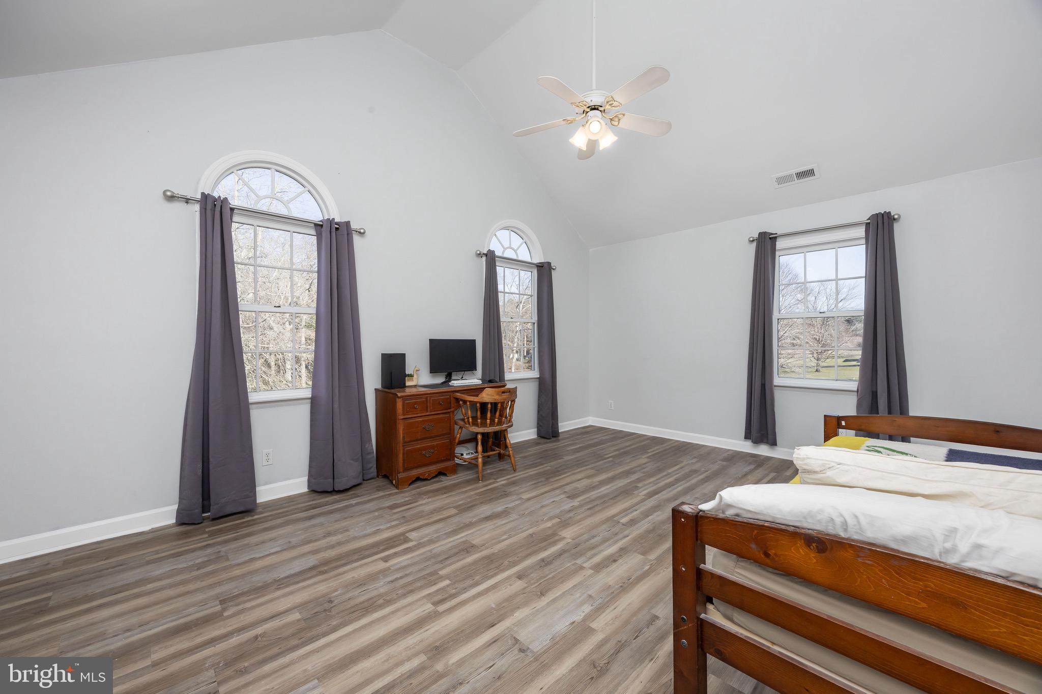 MISTY CREEK - Residential