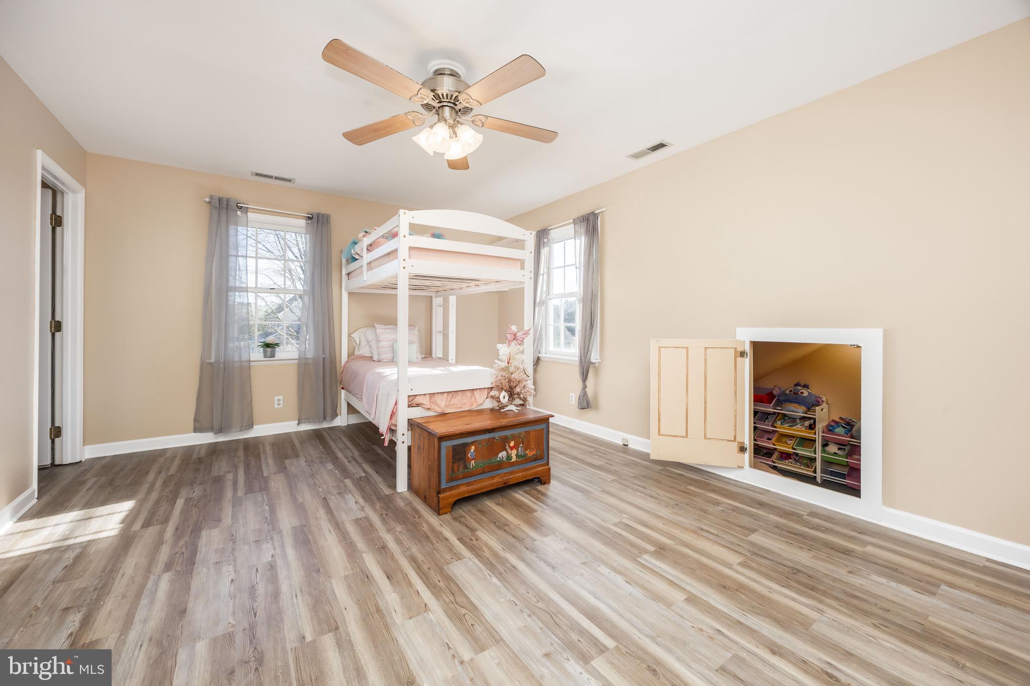 MISTY CREEK - Residential