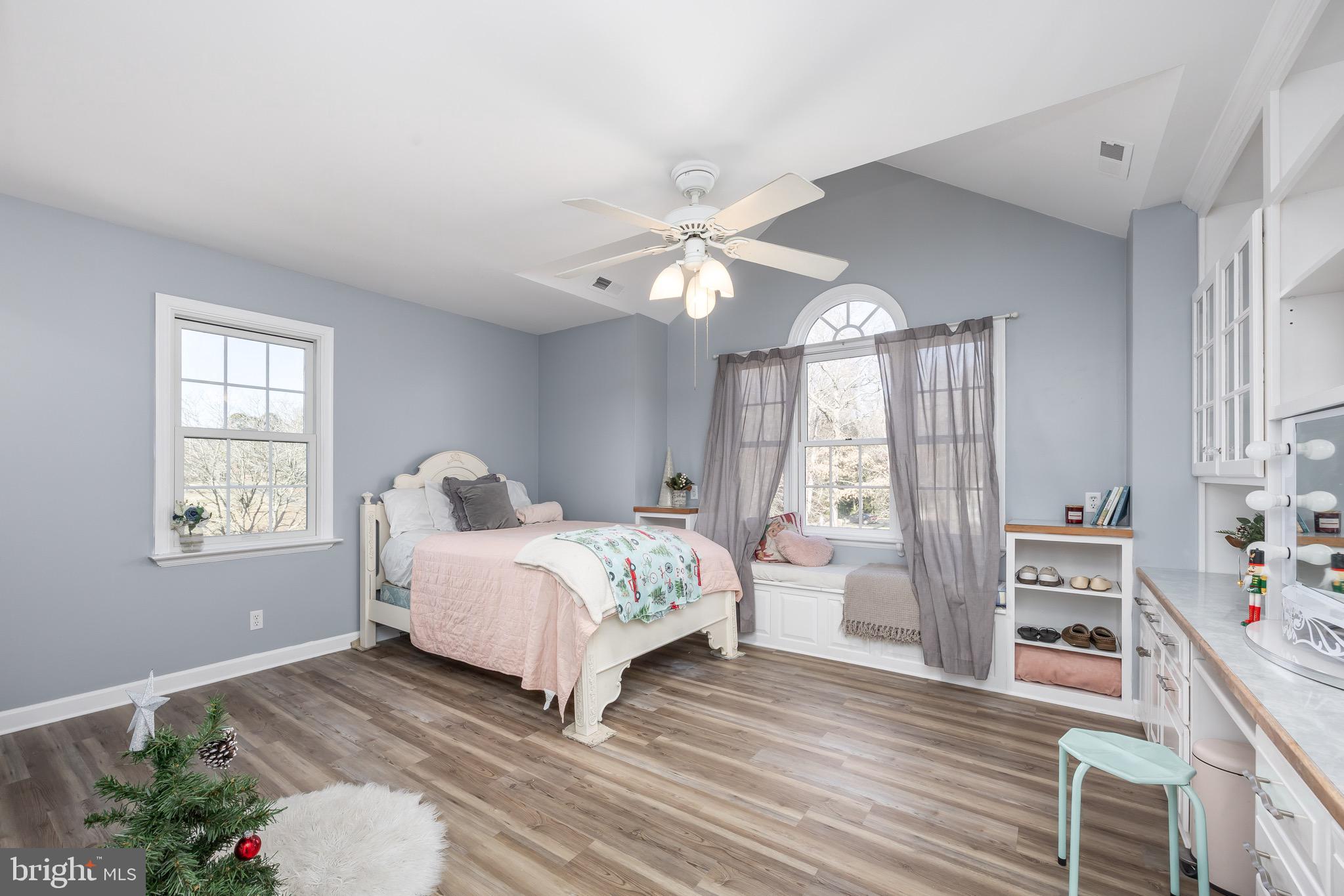 MISTY CREEK - Residential