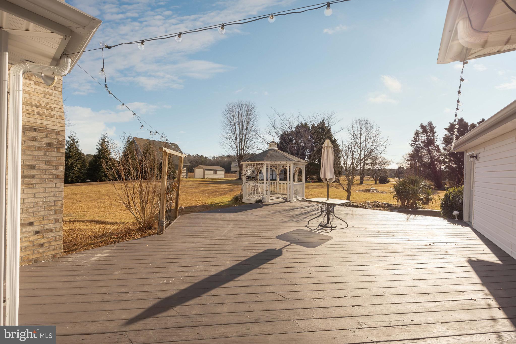 MISTY CREEK - Residential