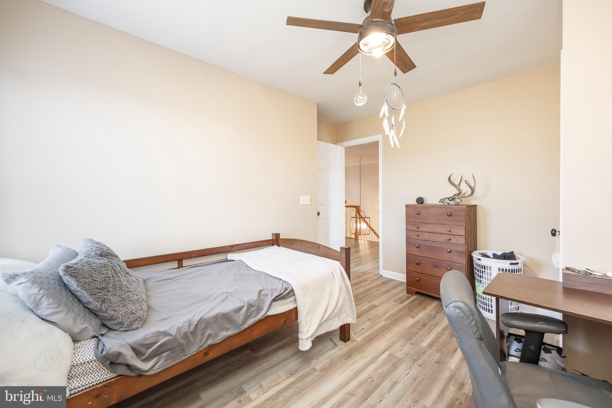 MISTY CREEK - Residential