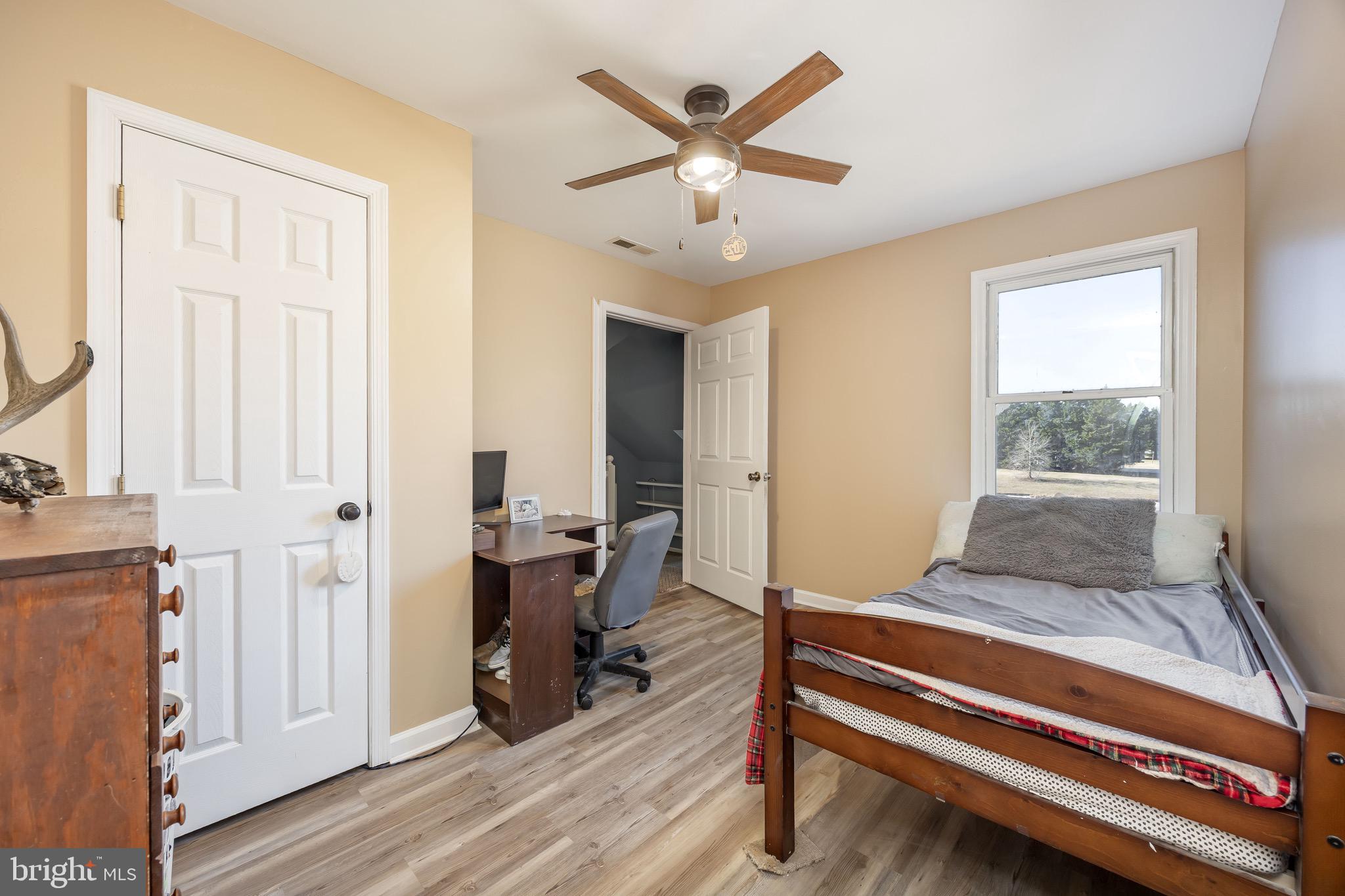 MISTY CREEK - Residential