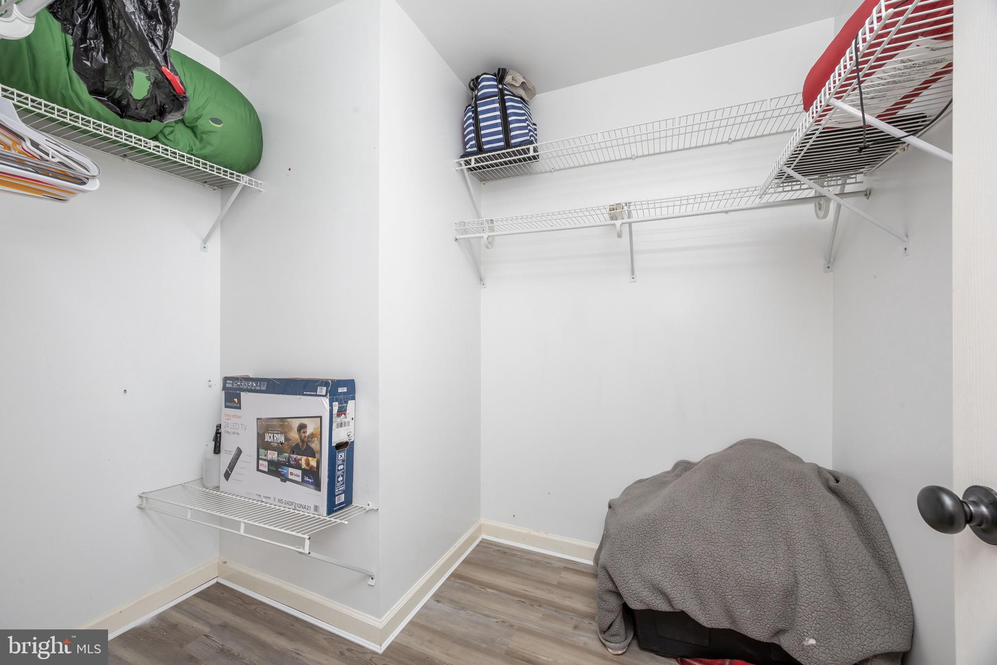 MISTY CREEK - Residential