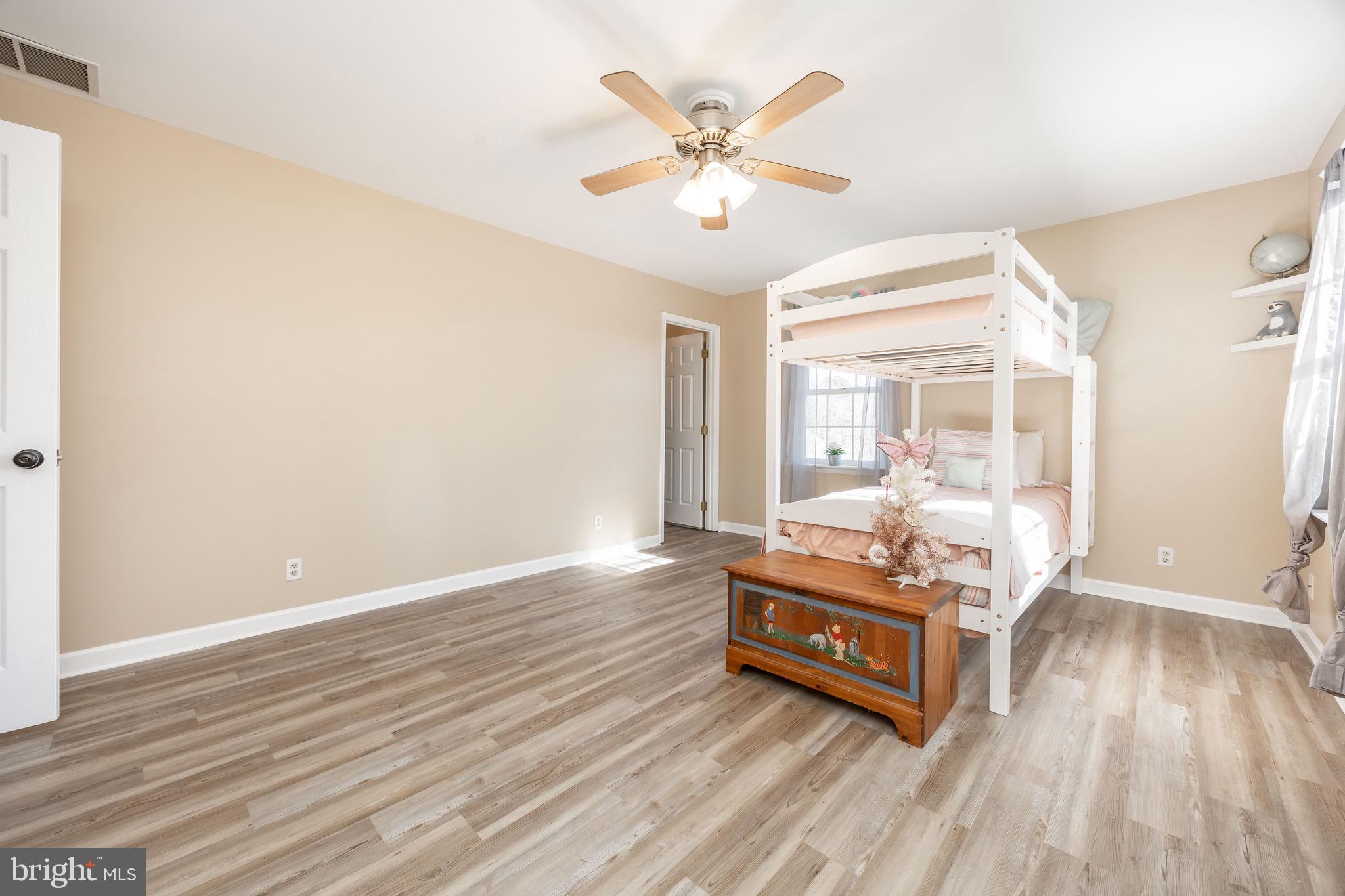 MISTY CREEK - Residential