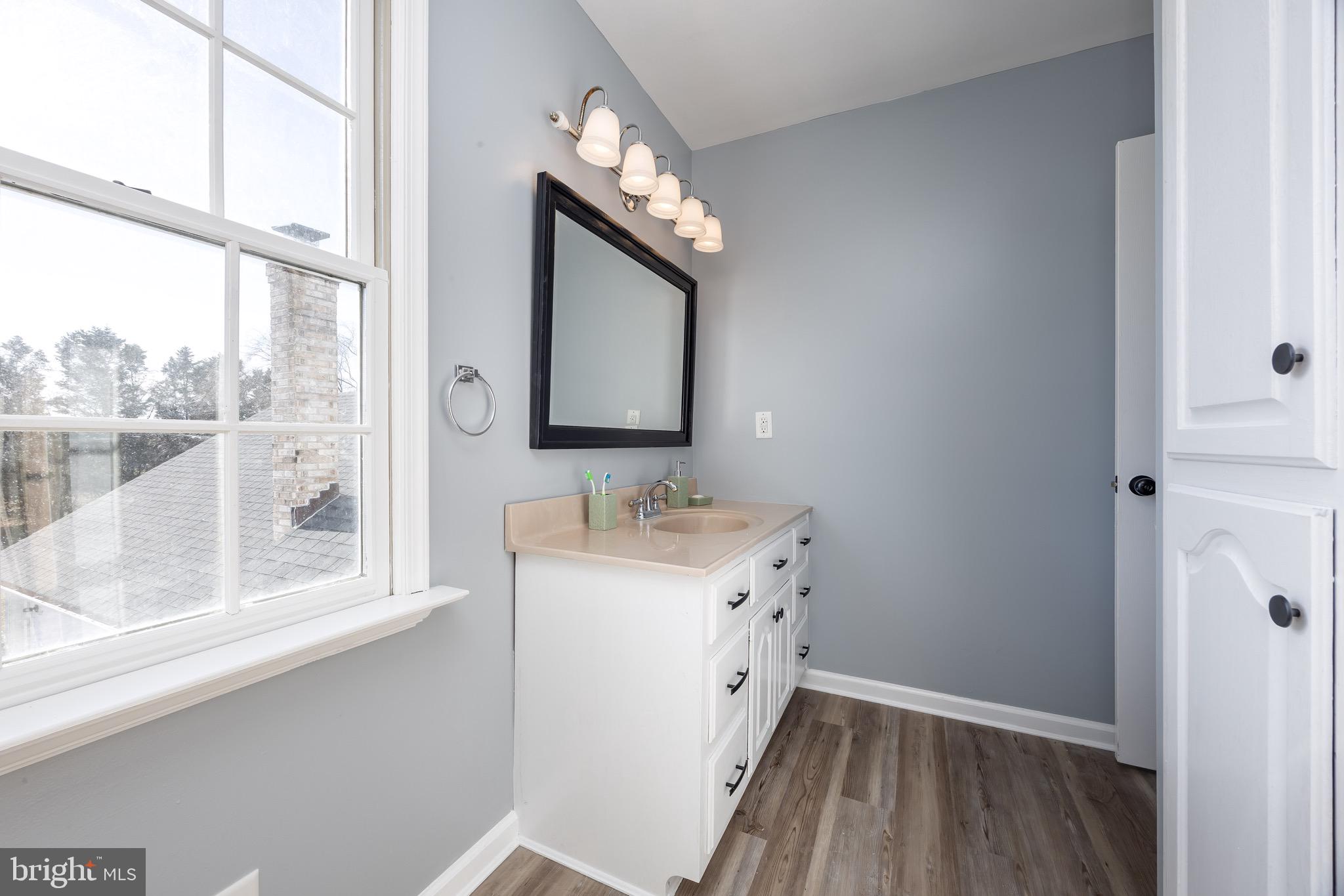 MISTY CREEK - Residential