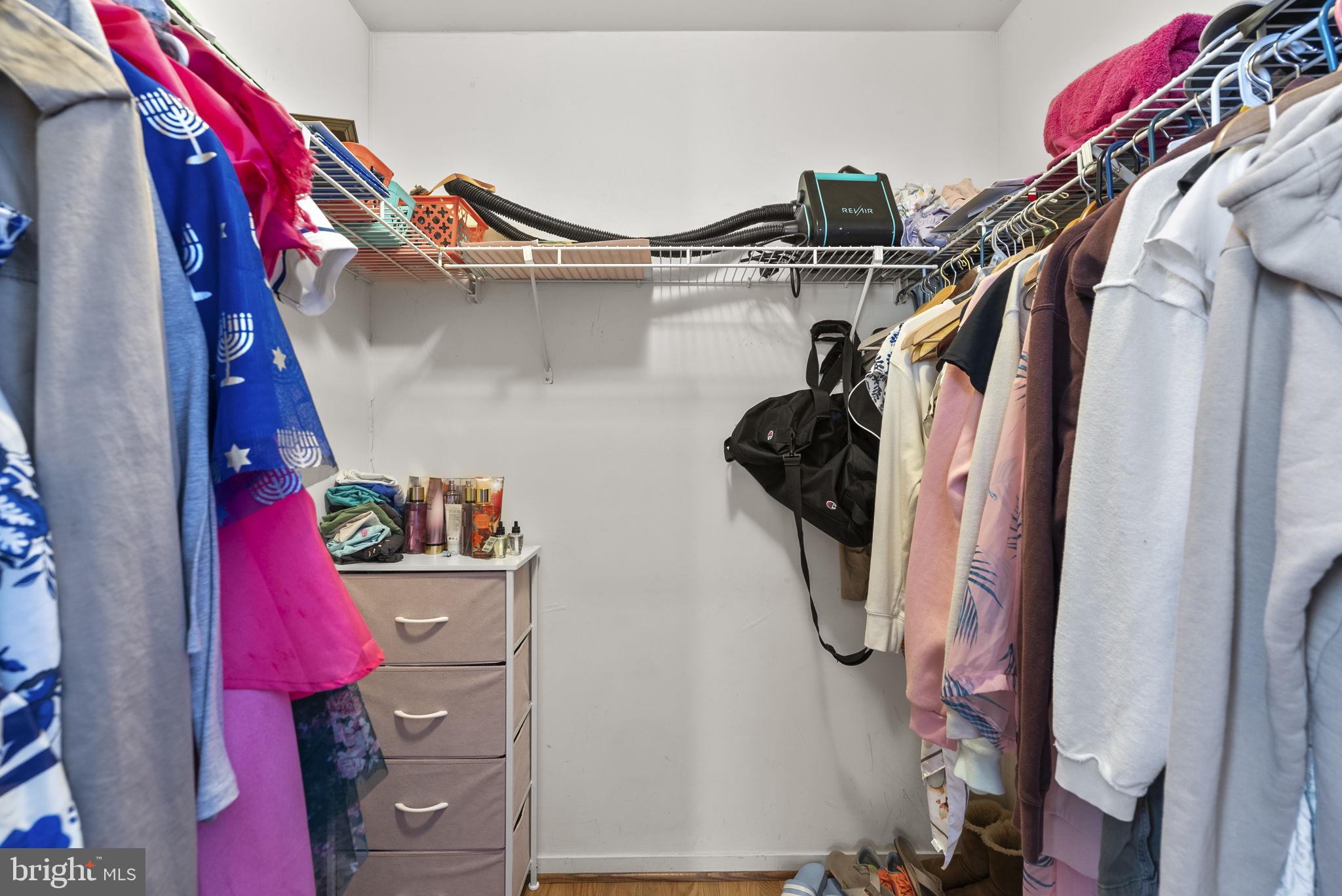 MEADOWVALE - Residential