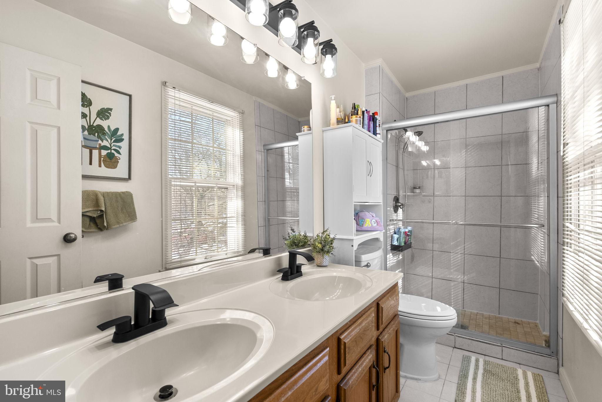 MEADOWVALE - Residential