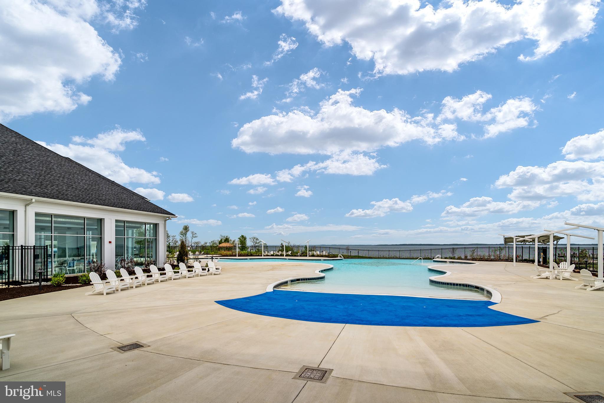 FOUR SEASONS AT KENT ISLAND - Residential